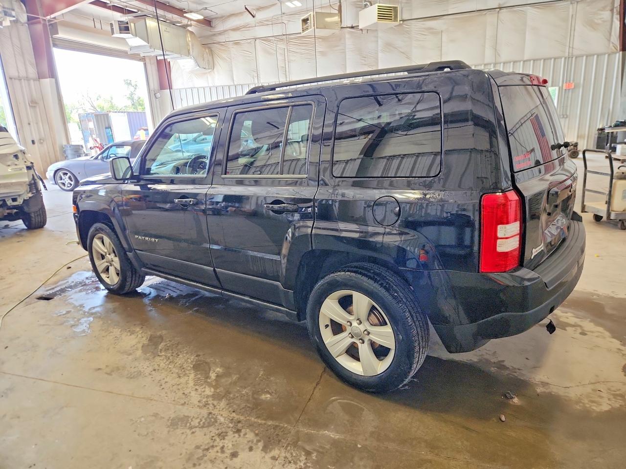 2014 Jeep Patriot Latitude Black vin: 1C4NJPFB3ED624654