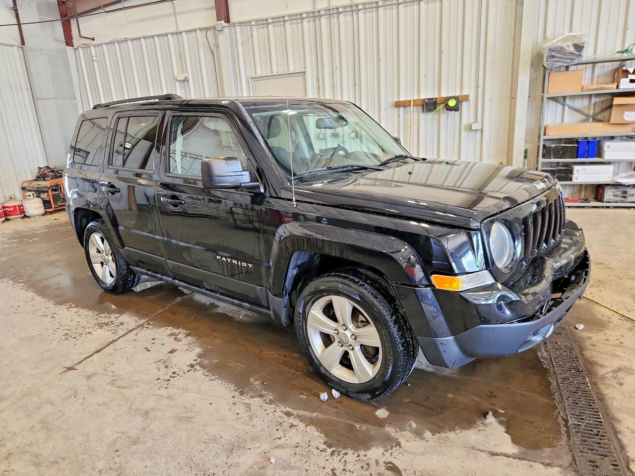 2014 Jeep Patriot Latitude Black vin: 1C4NJPFB3ED624654