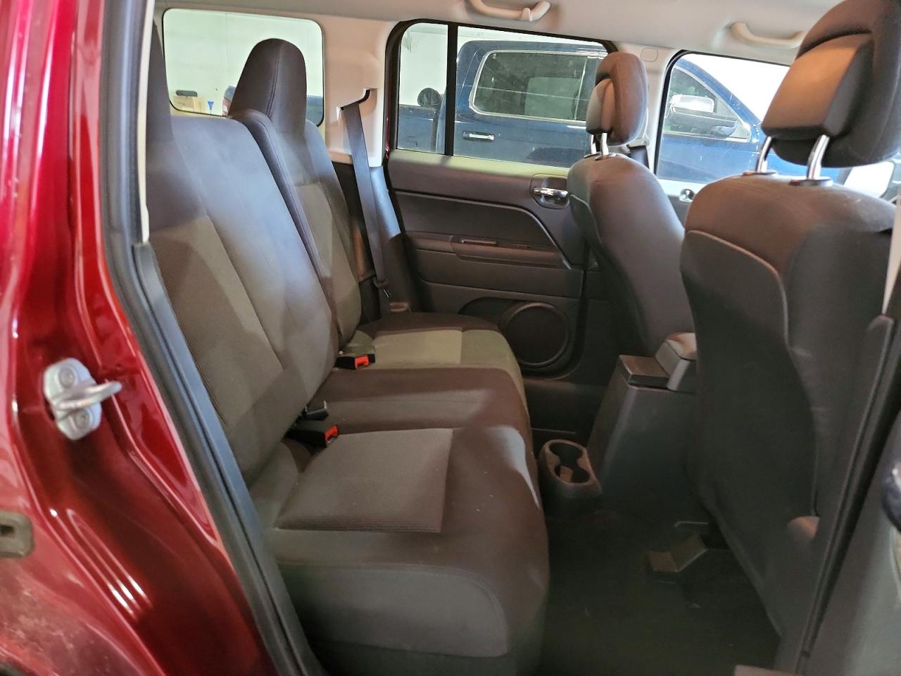 2012 Jeep Patriot Latitude Burgundy vin: 1C4NJPFB4CD639936