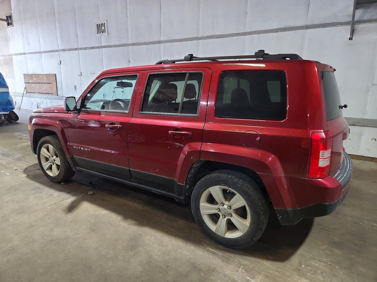 2012 Jeep Patriot Latitude Burgundy vin: 1C4NJPFB4CD639936