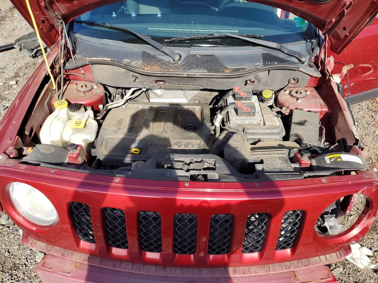2014 Jeep Patriot Latitude Red vin: 1C4NJPFB4ED848869
