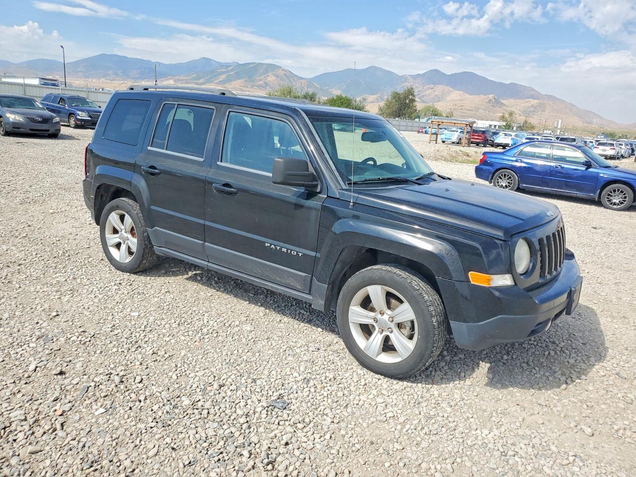 2014 Jeep Patriot Latitude Black vin: 1C4NJPFB5ED771235