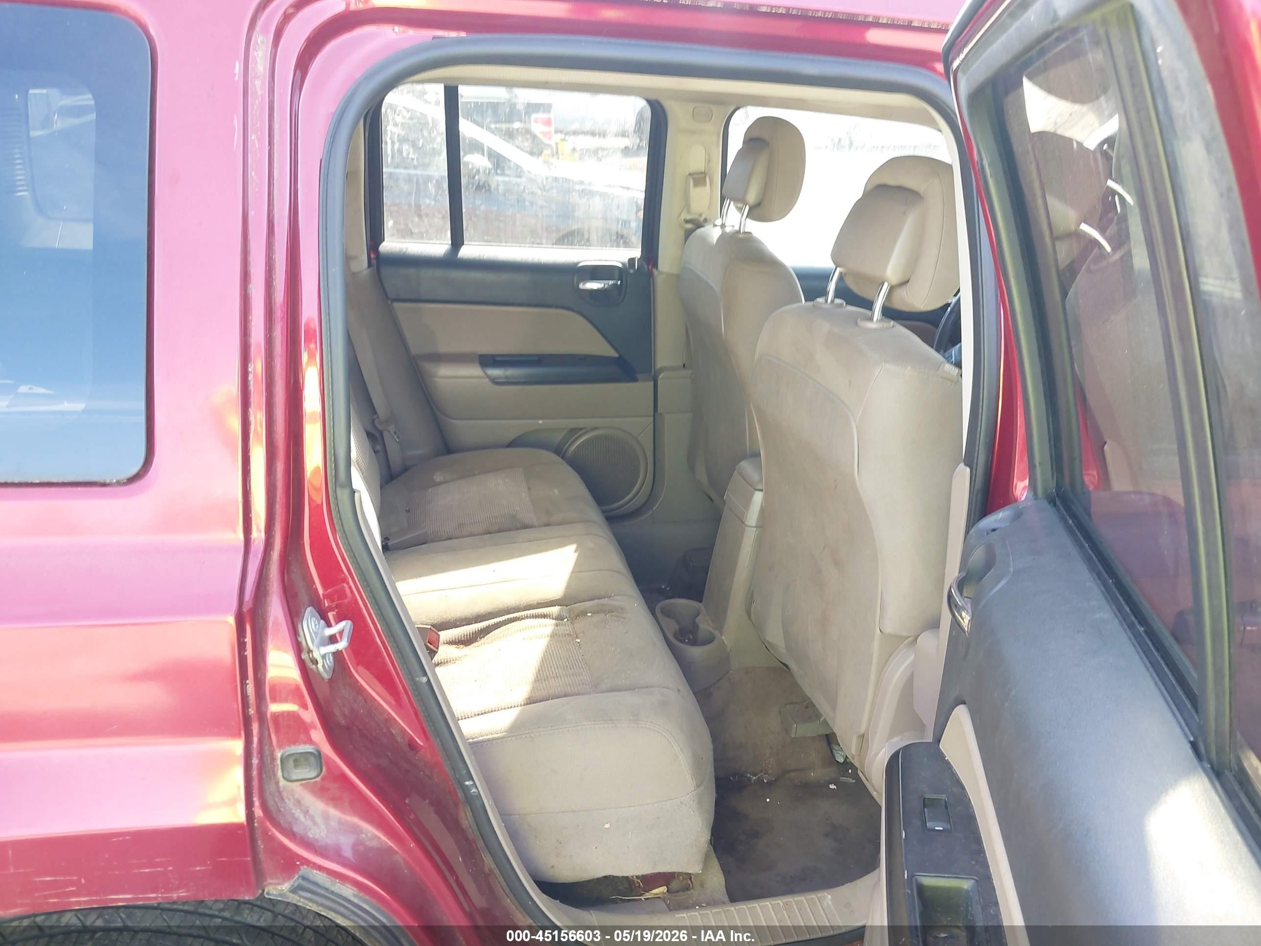 2014 Jeep Patriot Latitude Burgundy vin: 1C4NJPFB5ED905841