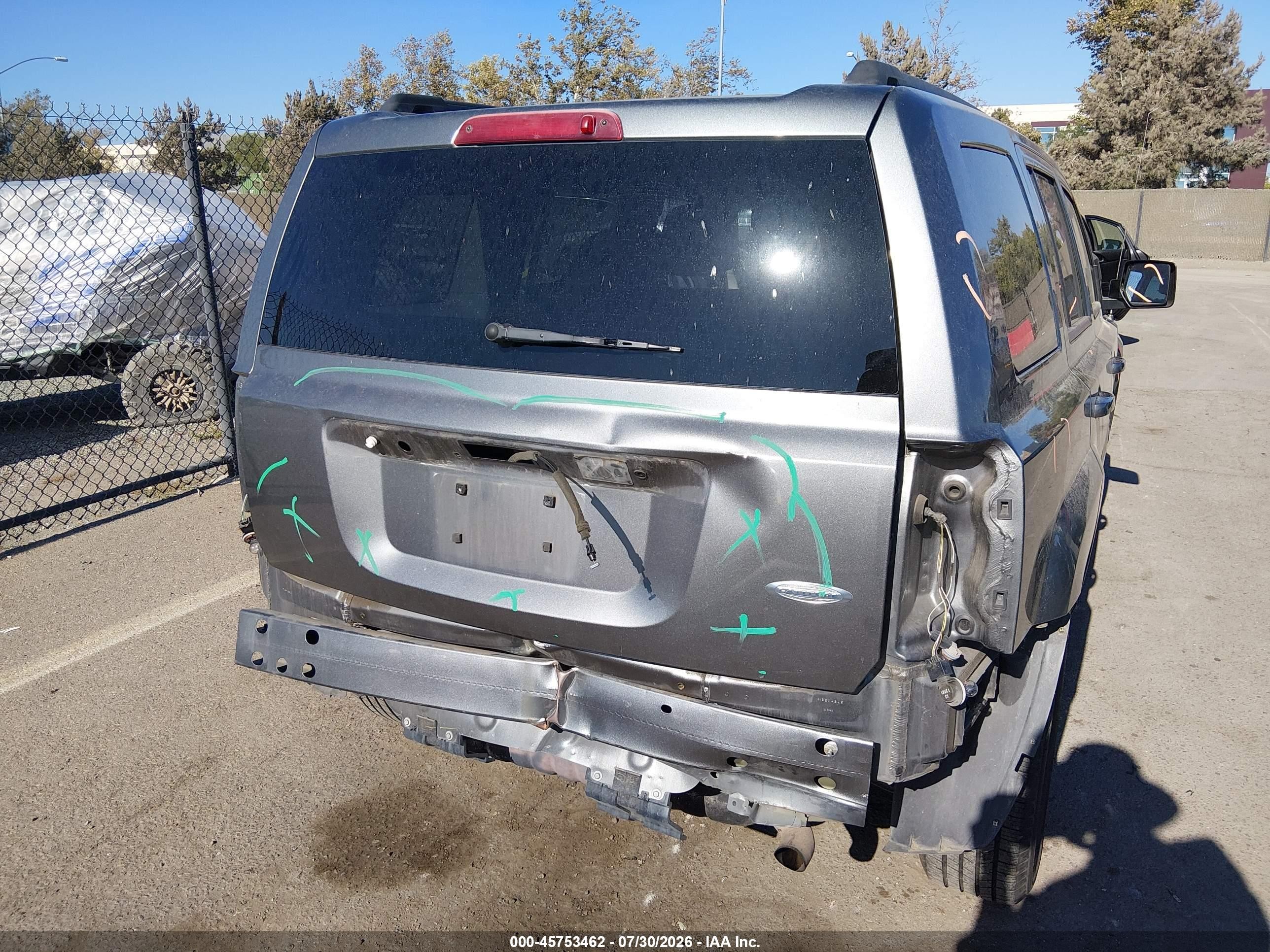 2012 Jeep Patriot Latitude Gray vin: 1C4NJPFB6CD639730