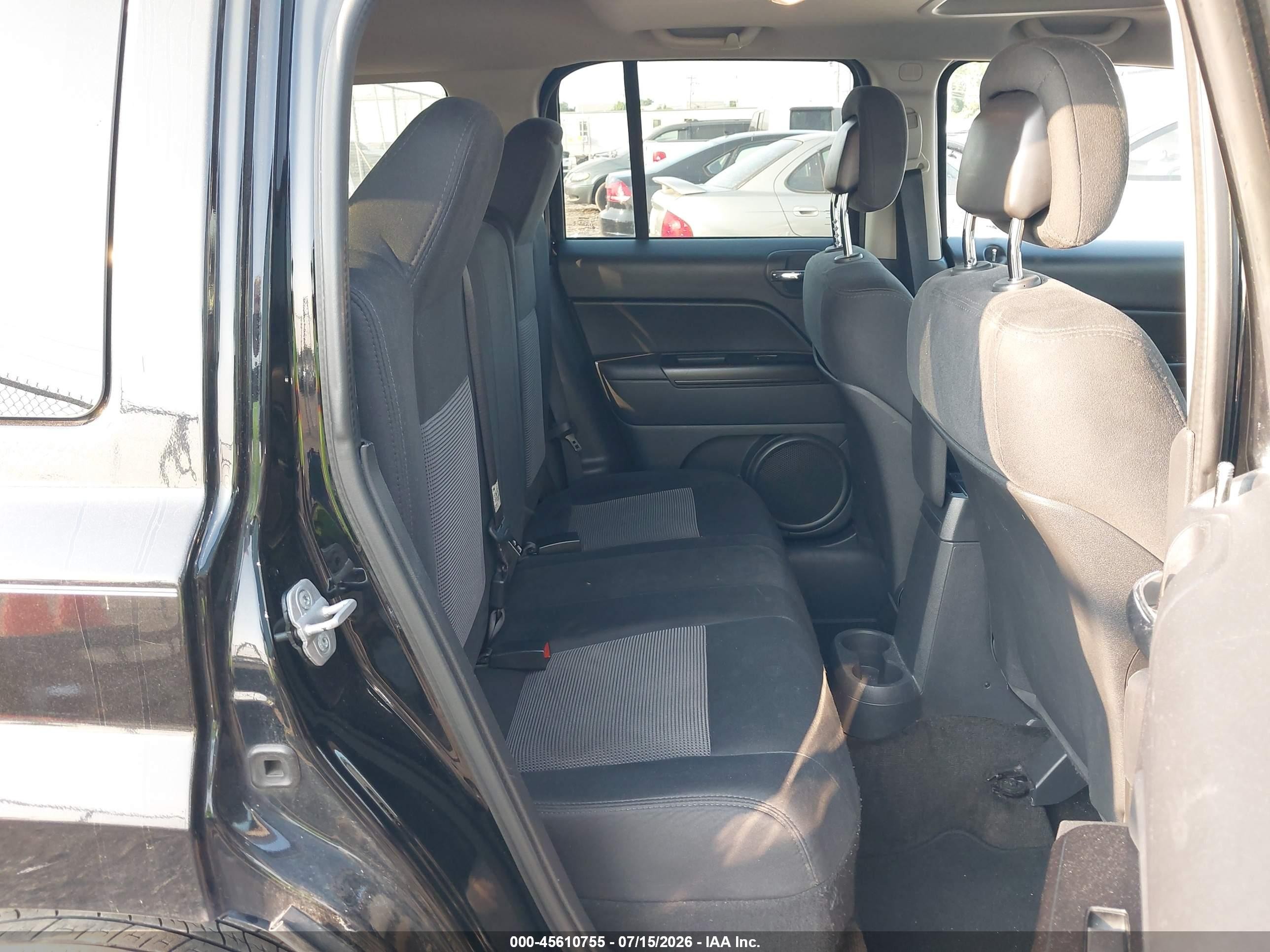 2013 Jeep Patriot Latitude Black vin: 1C4NJPFB6DD208029