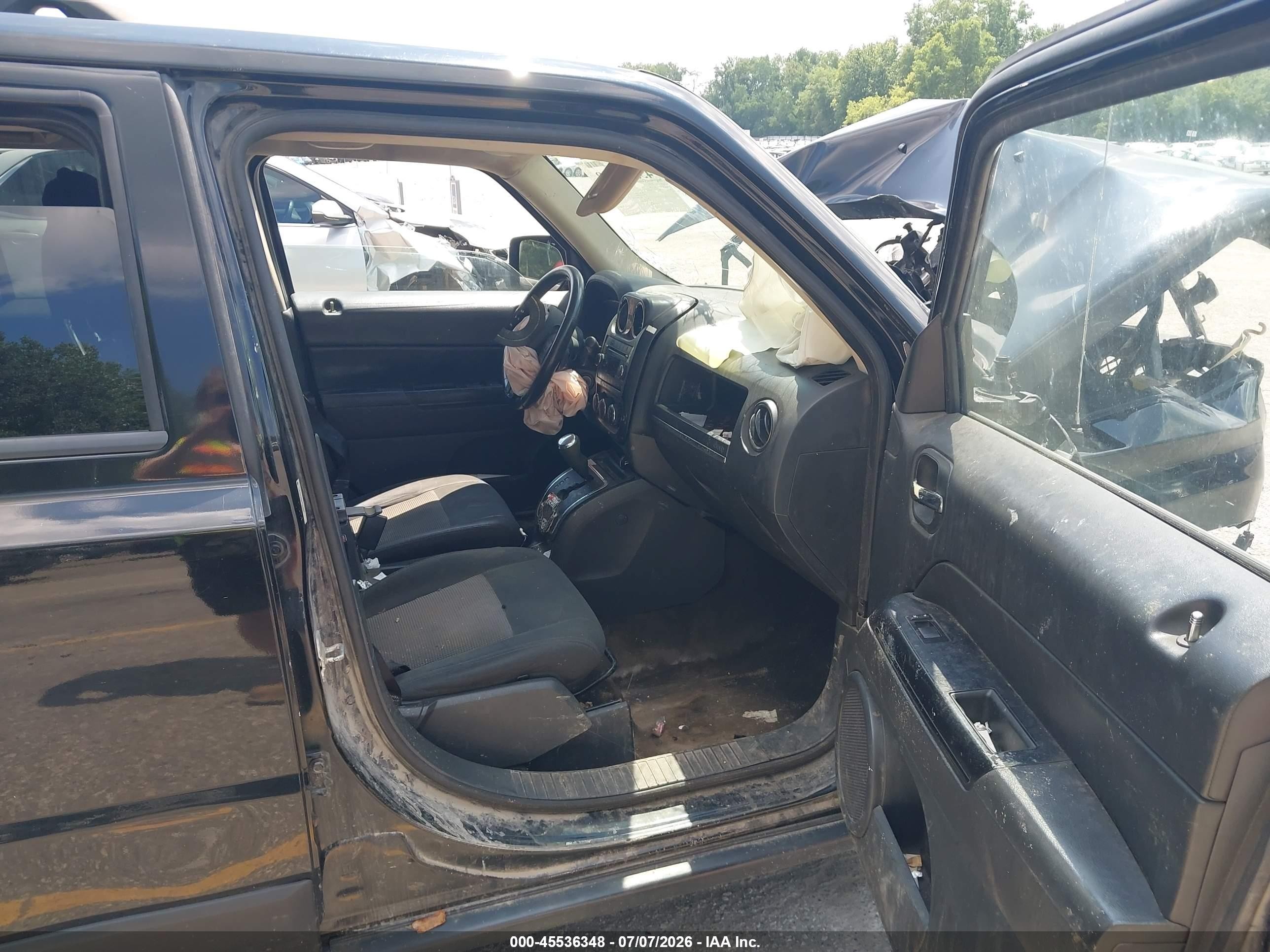 2013 Jeep Patriot Latitude Black vin: 1C4NJPFB6DD223596
