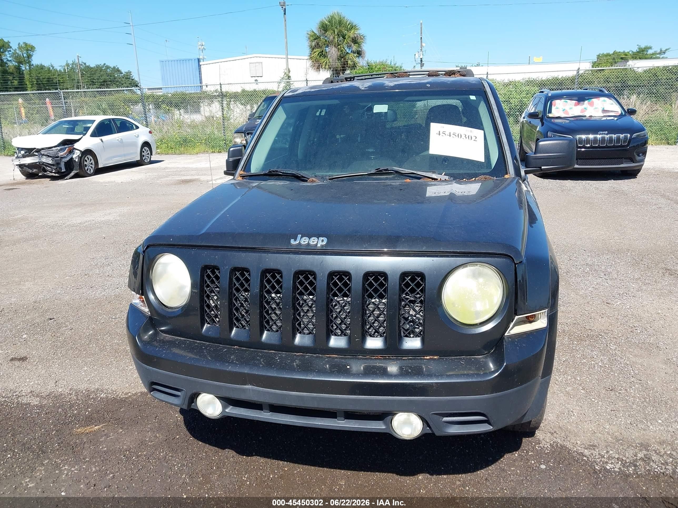 2014 Jeep Patriot Latitude Черный vin: 1C4NJPFB6ED606665