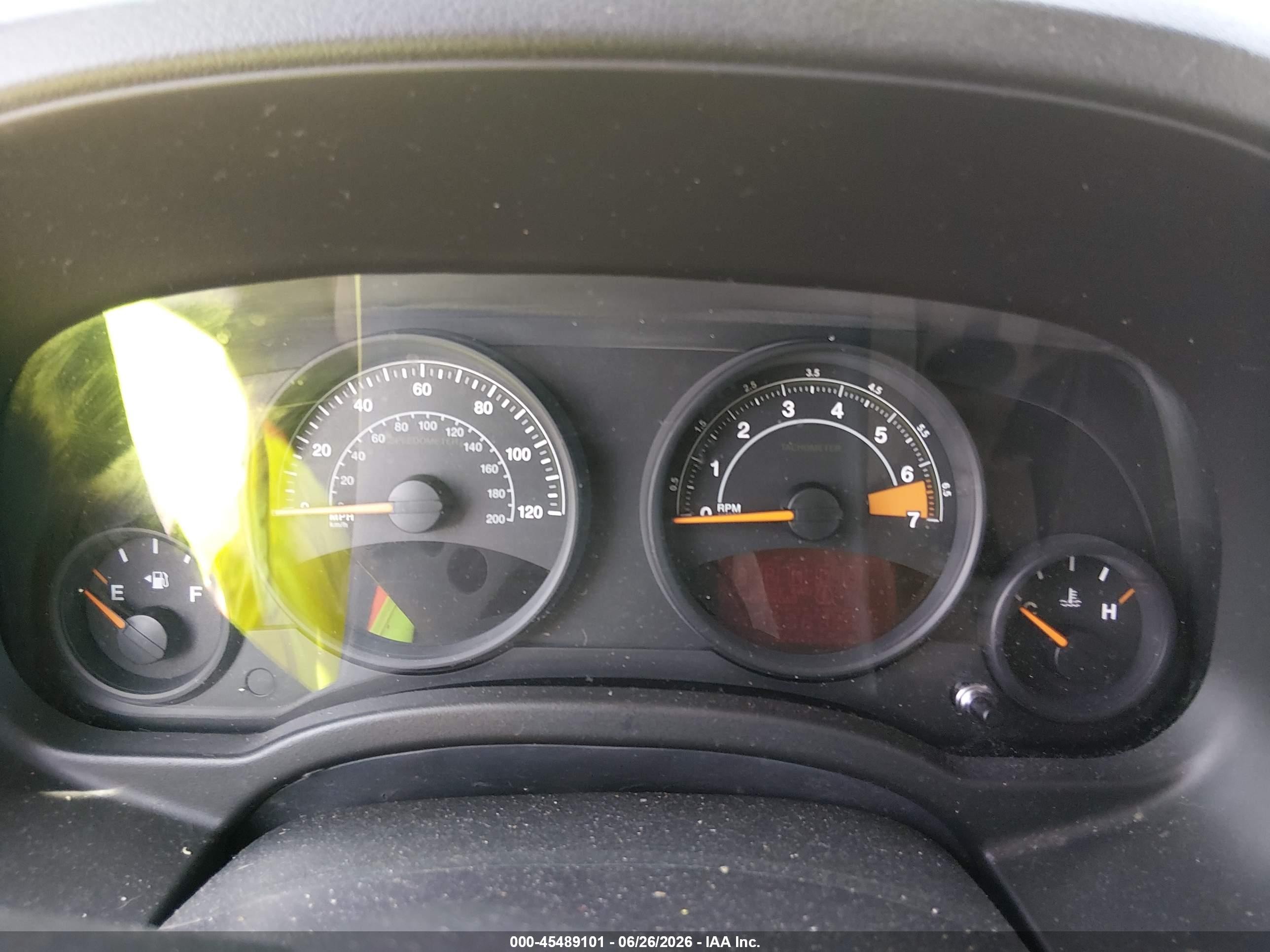 2015 Jeep Patriot Latitude Silver vin: 1C4NJPFB6FD219373