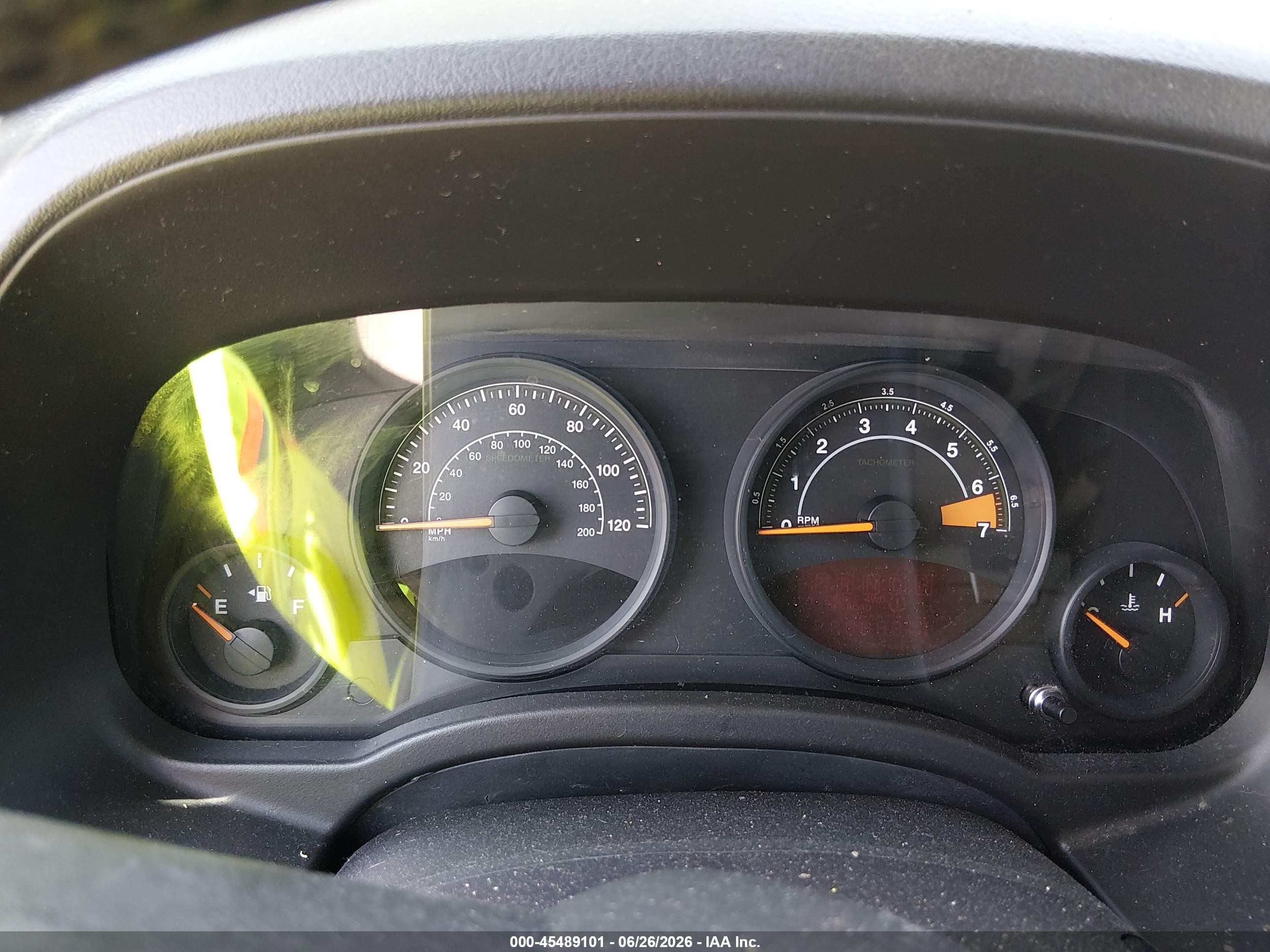 2015 Jeep Patriot Latitude Silver vin: 1C4NJPFB6FD219373