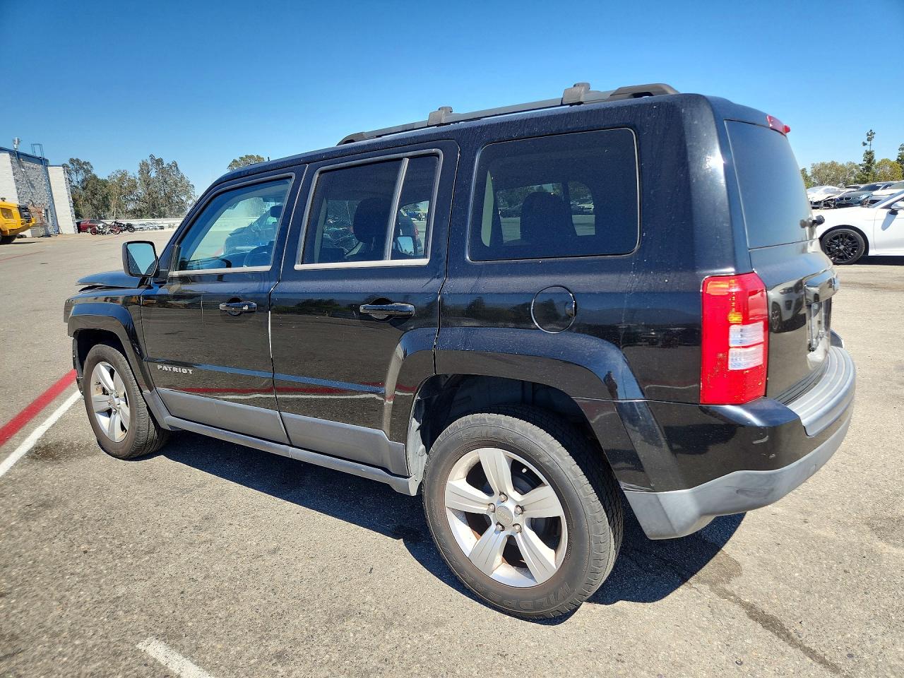 2014 Jeep Patriot Latitude Black vin: 1C4NJPFB7ED587298
