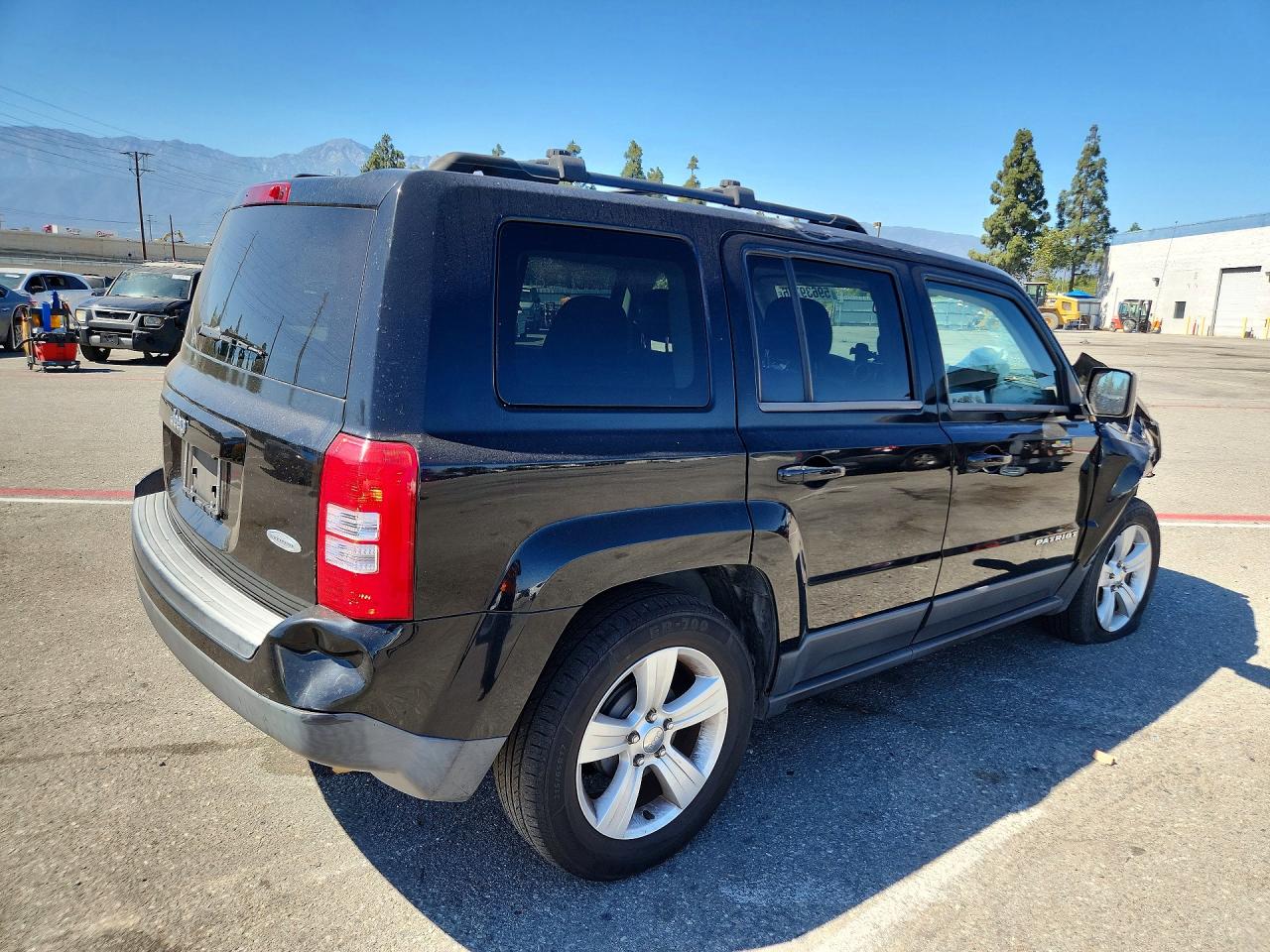2014 Jeep Patriot Latitude Black vin: 1C4NJPFB7ED587298