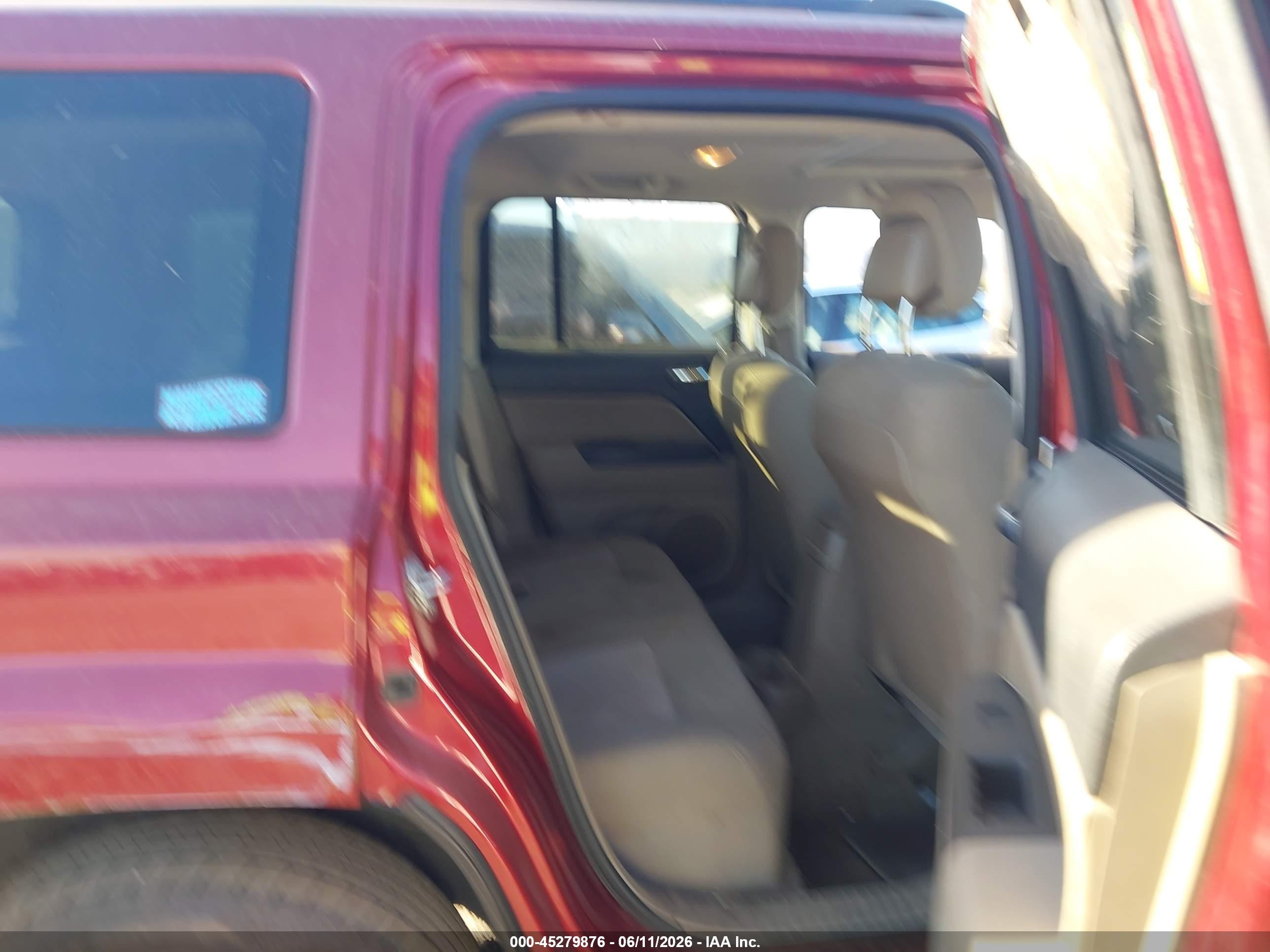 2015 Jeep Patriot Latitude Burgundy vin: 1C4NJPFB7FD157546