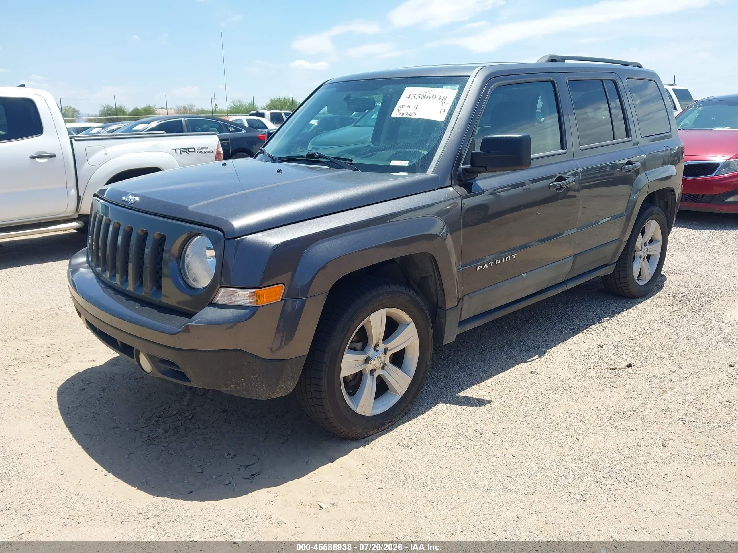 2015 Jeep Patriot Latitude Gray vin: 1C4NJPFB7FD262958