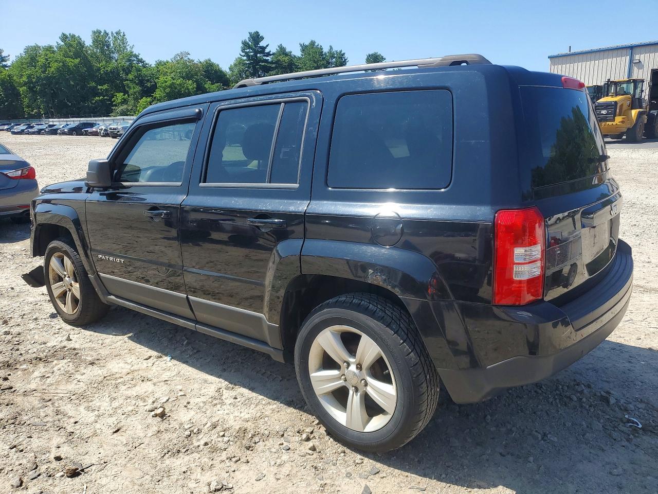 2013 Jeep Patriot Latitude Black vin: 1C4NJPFB8DD205178