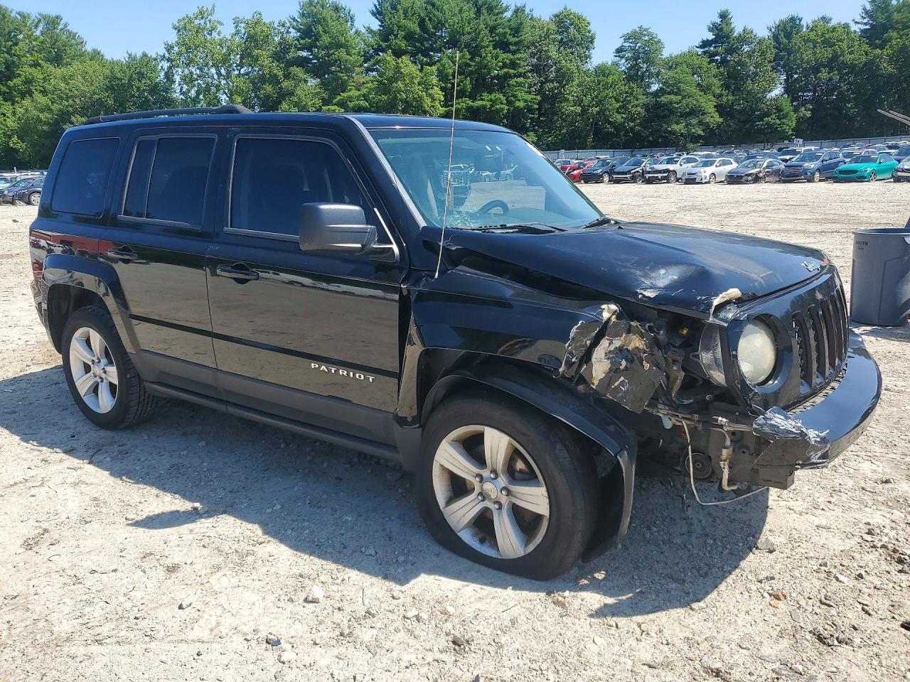 2013 Jeep Patriot Latitude Black vin: 1C4NJPFB8DD205178
