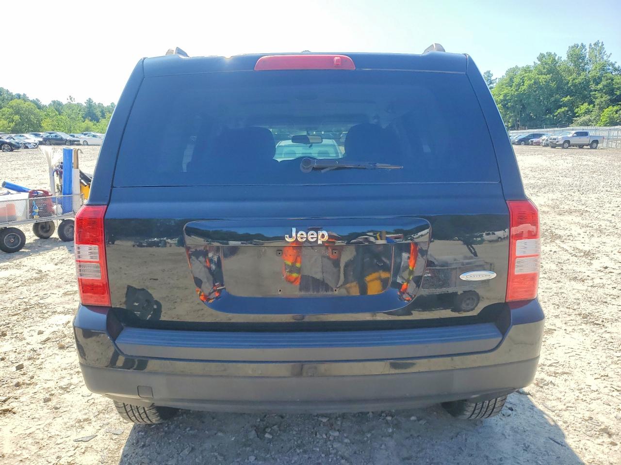 2013 Jeep Patriot Latitude Black vin: 1C4NJPFB8DD205178