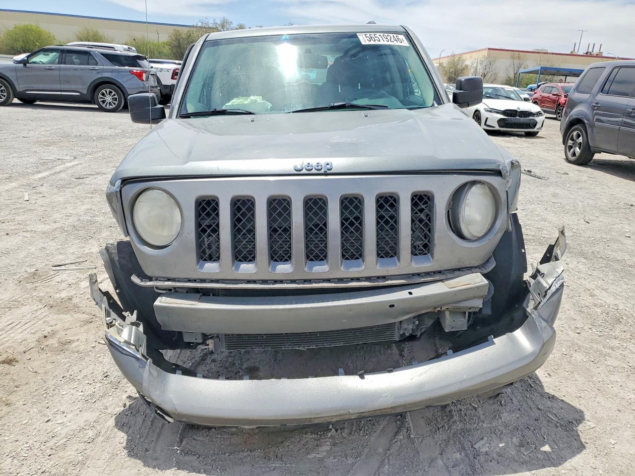 2014 Jeep Patriot Latitude Gray vin: 1C4NJPFB8ED502503