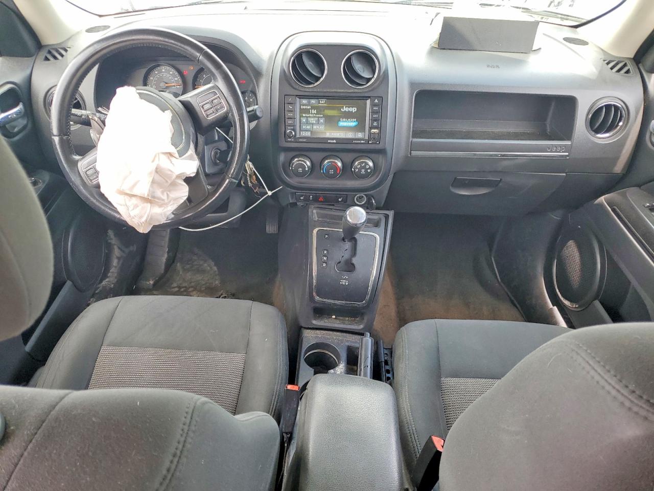 2014 Jeep Patriot Latitude Gray vin: 1C4NJPFB8ED502503