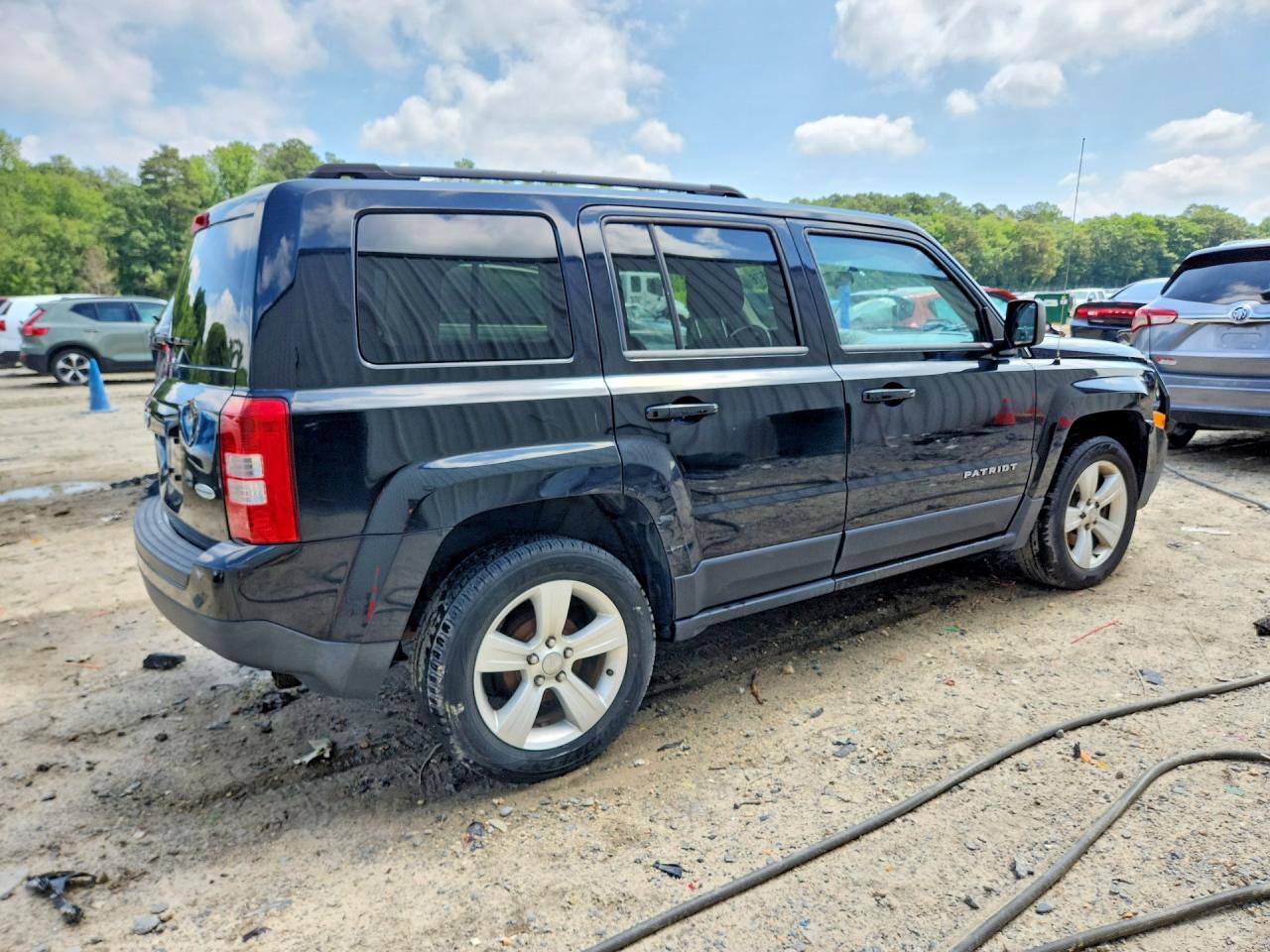 2014 Jeep Patriot Latitude Black vin: 1C4NJPFB8ED586953
