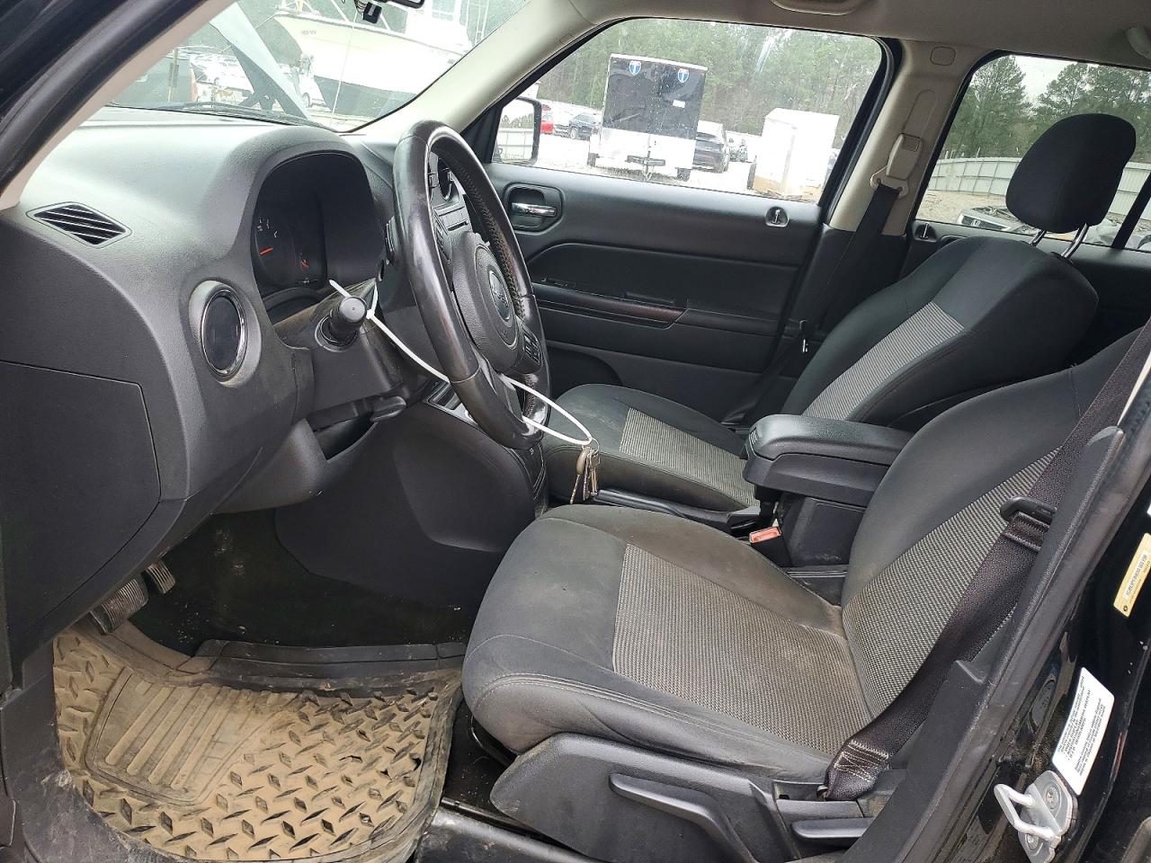 2013 Jeep Patriot Latitude Black vin: 1C4NJPFB9DD166150