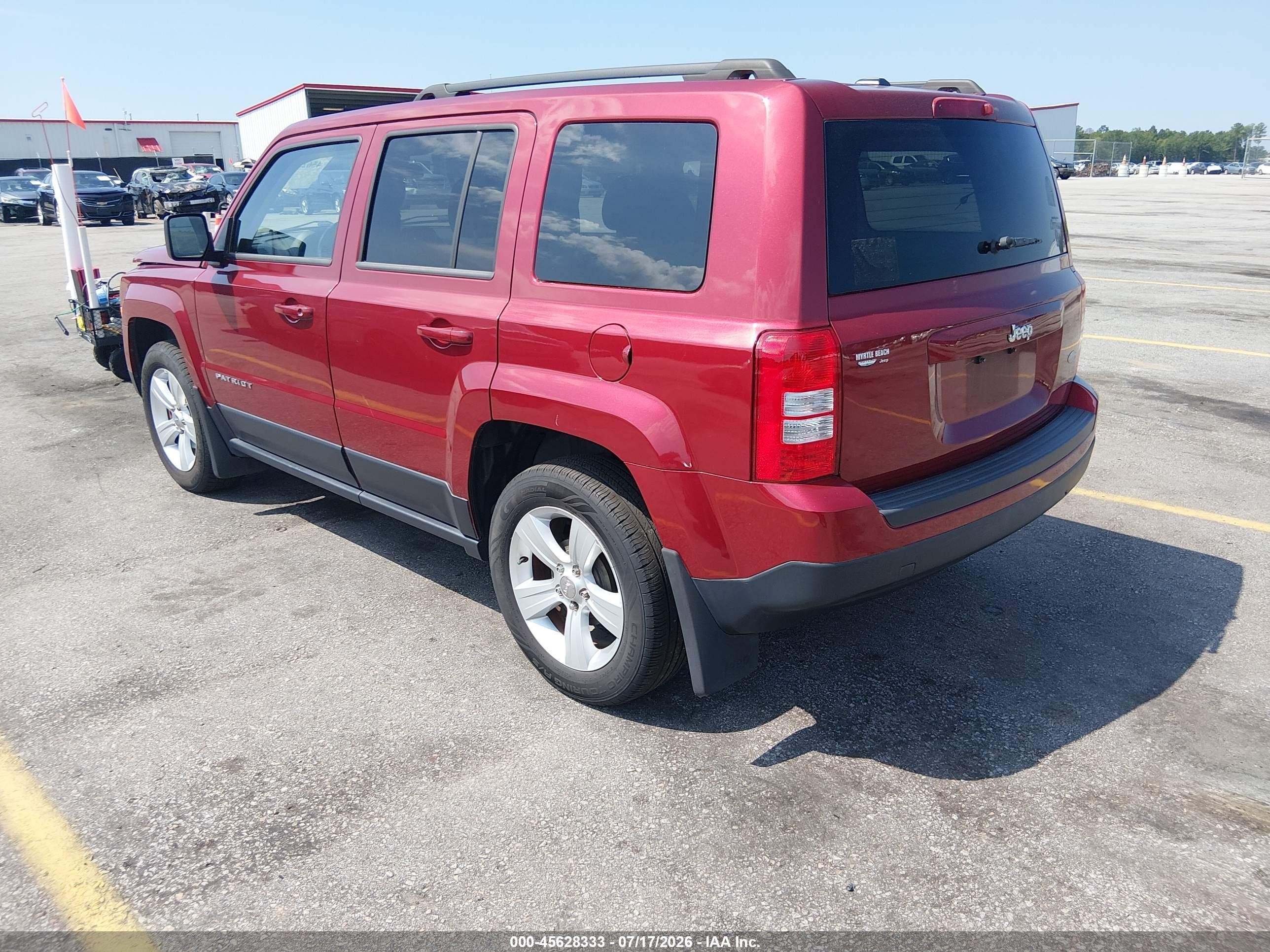 2014 Jeep Patriot Latitude Red vin: 1C4NJPFB9ED912694