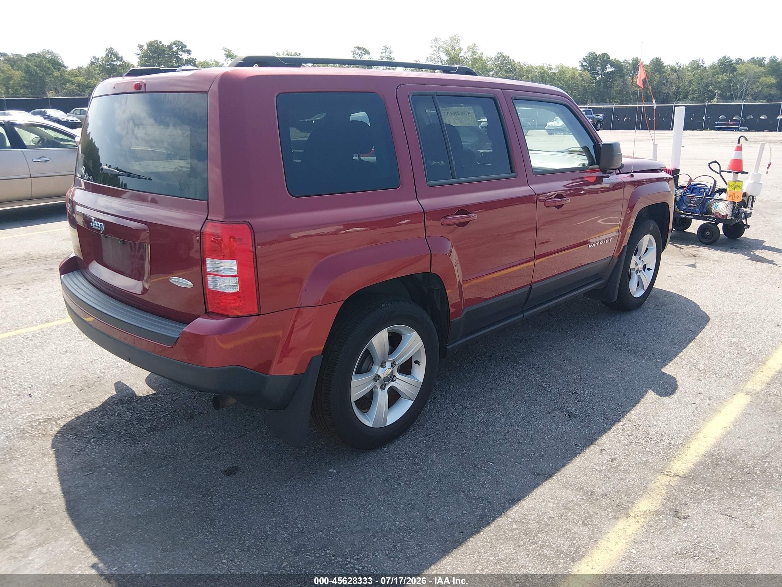 2014 Jeep Patriot Latitude Red vin: 1C4NJPFB9ED912694