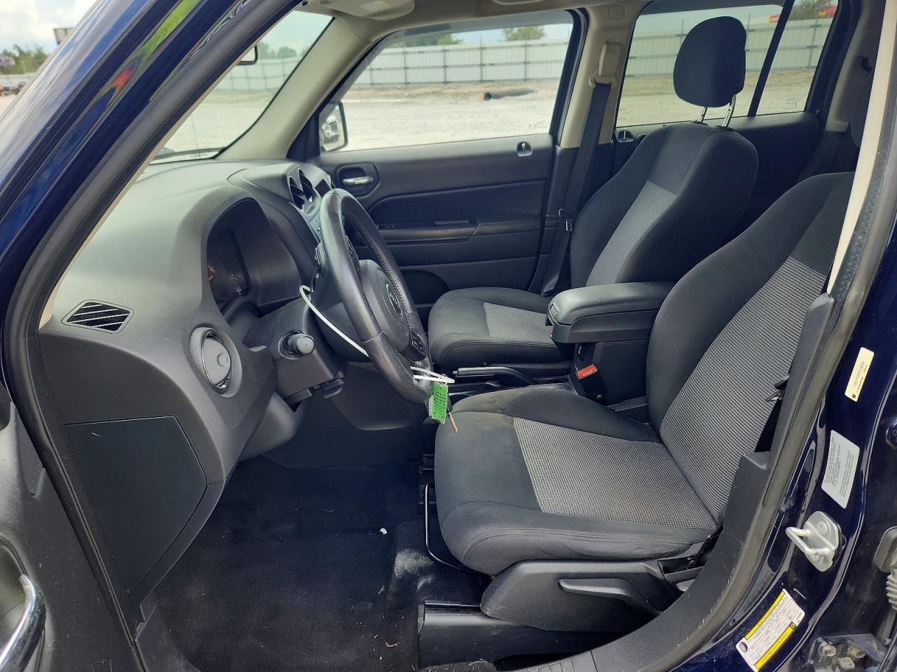 2015 Jeep Patriot Latitude Blue vin: 1C4NJPFB9FD158052