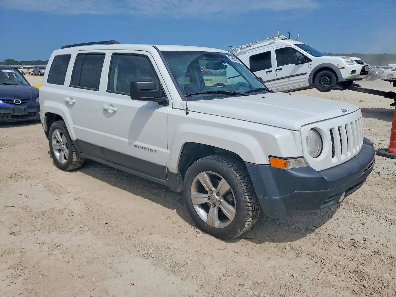 2015 Jeep Patriot Latitude White vin: 1C4NJPFB9FD329821