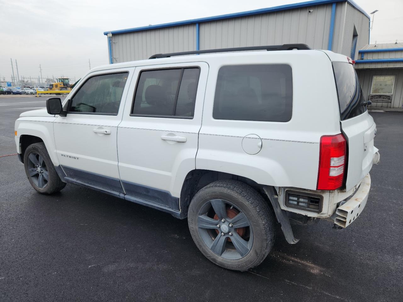 2015 Jeep Patriot Latitude White vin: 1C4NJPFB9FD349745