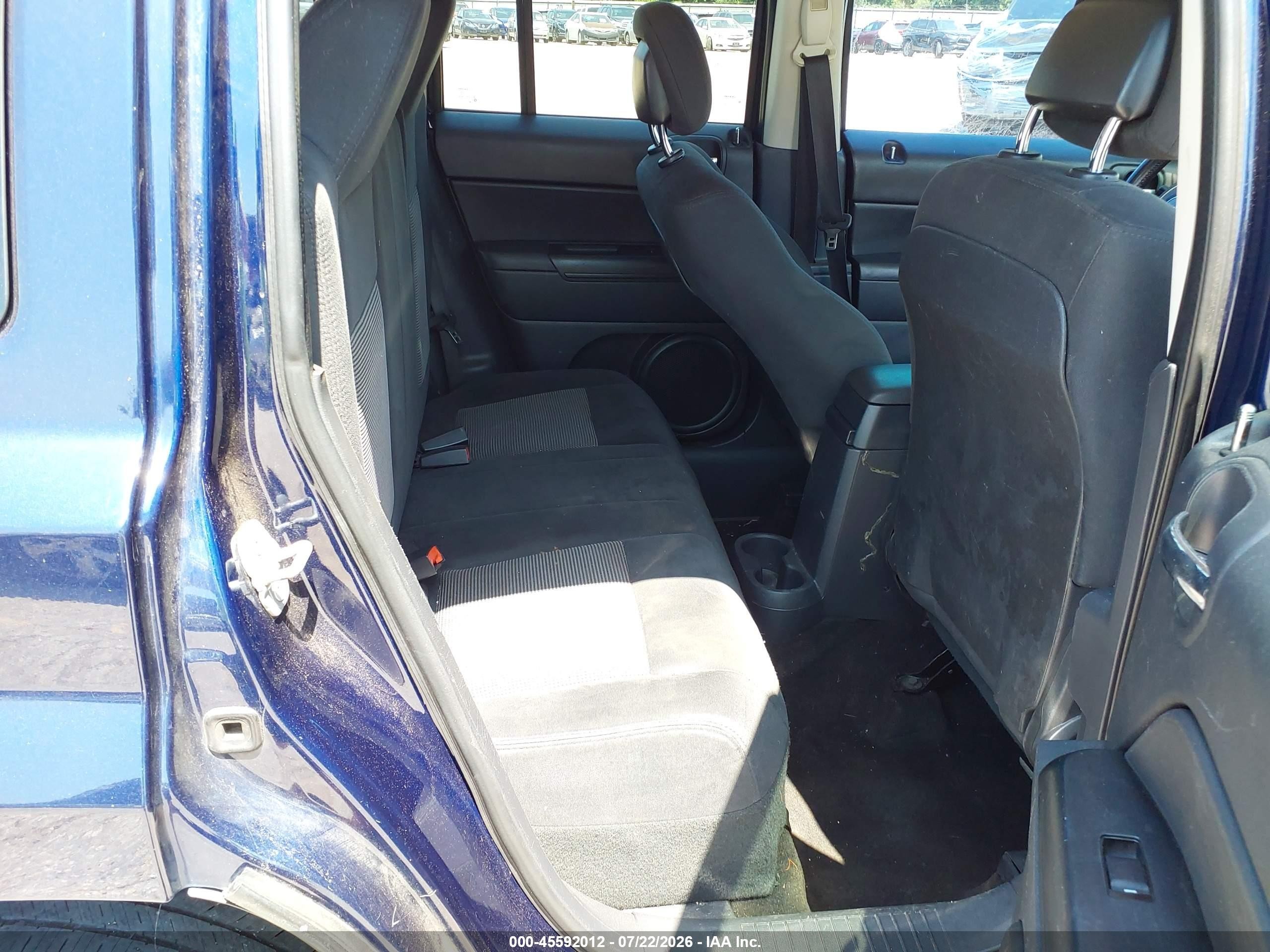 2014 Jeep Patriot Latitude Blue vin: 1C4NJPFBXED850982