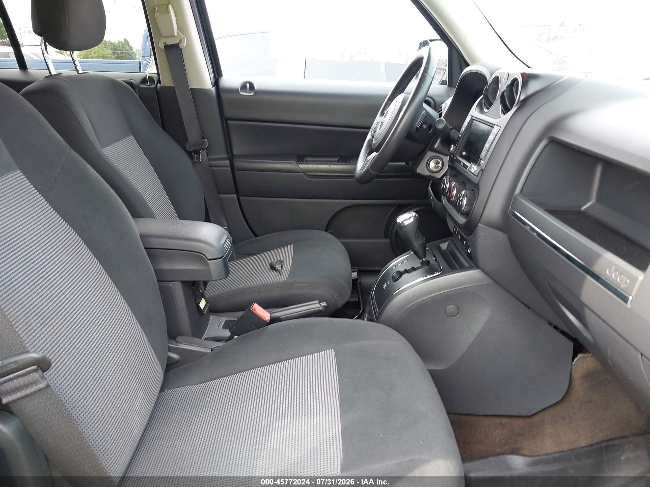 2014 Jeep Patriot Latitude Blue vin: 1C4NJPFBXED887725