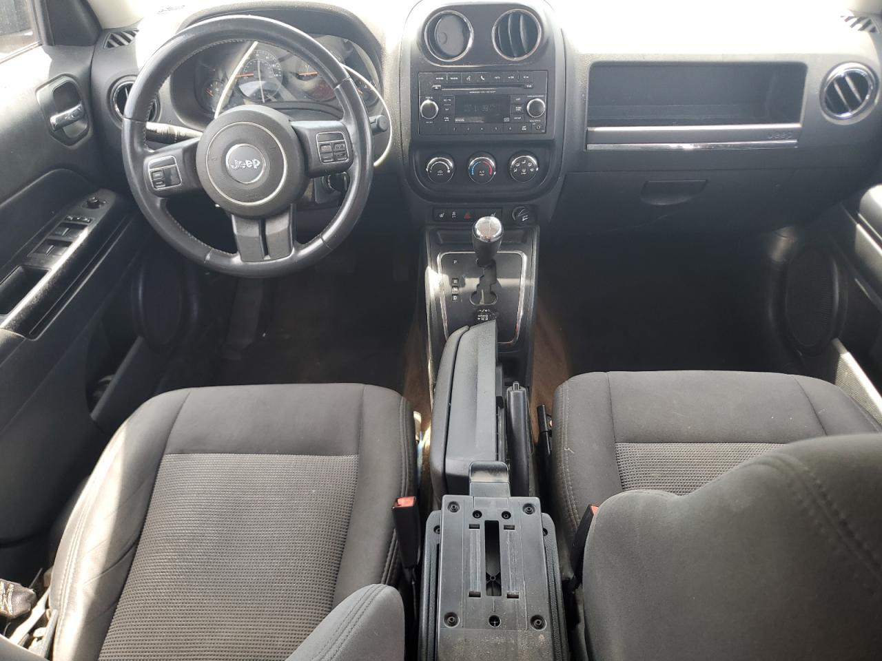 2015 Jeep Patriot Latitude Burgundy vin: 1C4NJPFBXFD297834