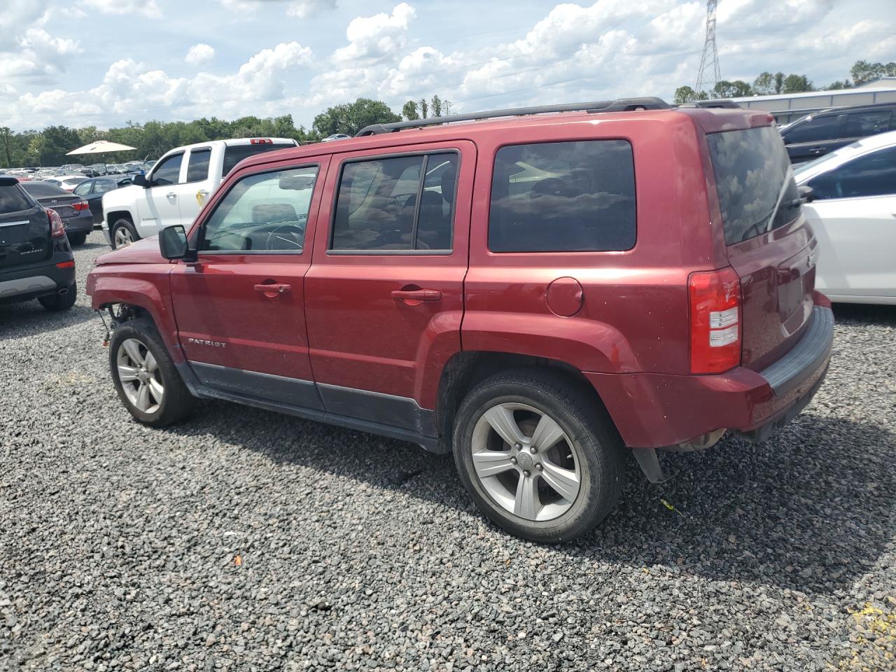 2015 Jeep Patriot Latitude Burgundy vin: 1C4NJPFBXFD297834