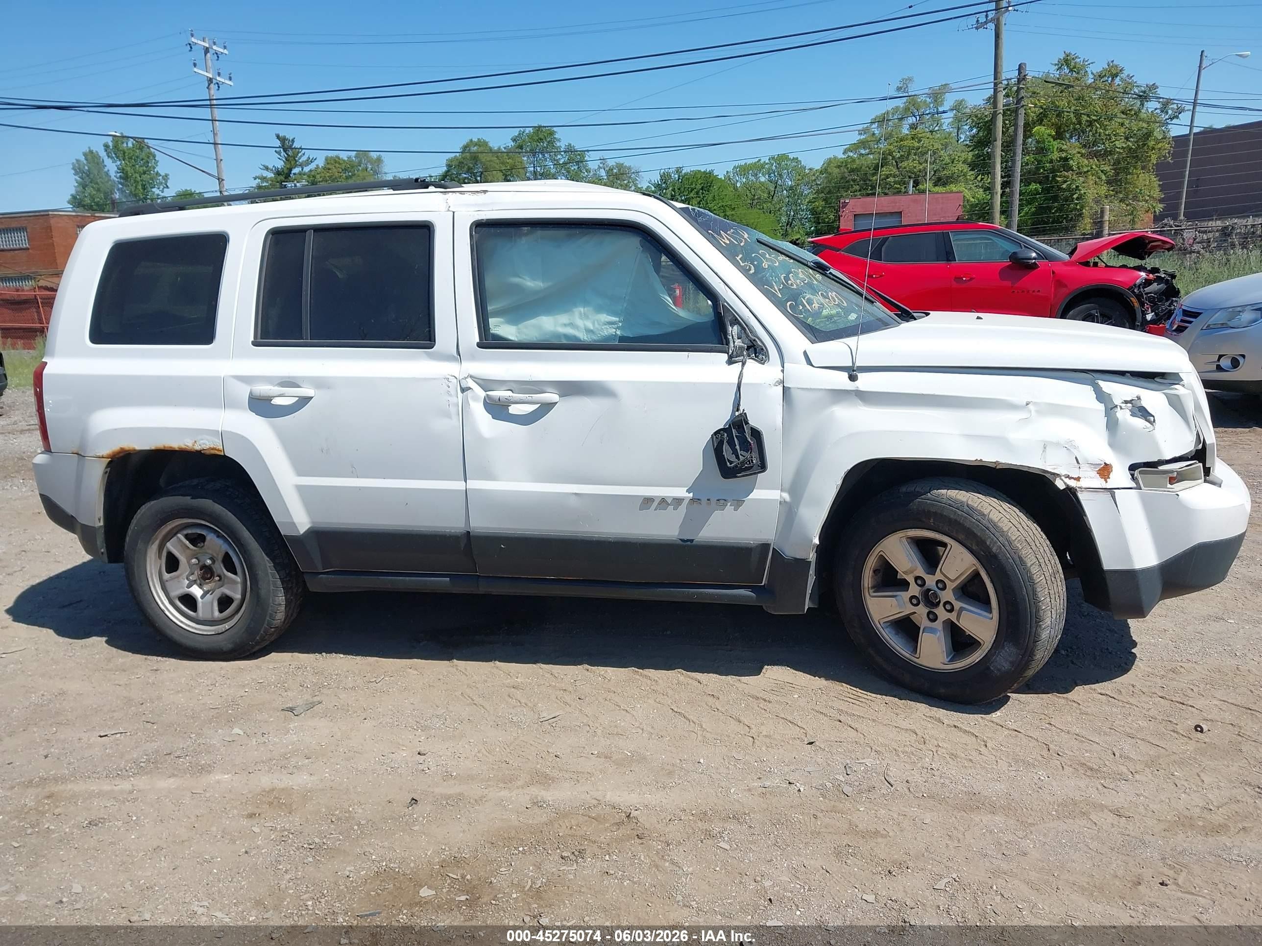 2012 Jeep Patriot Sport/north White vin: 1C4NJRAB1CD663016