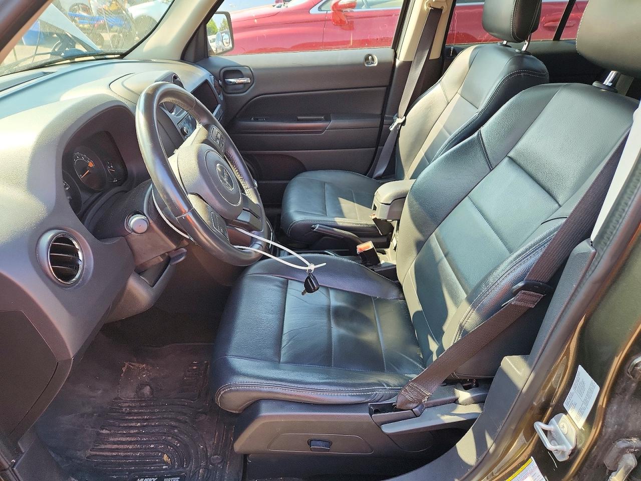 2015 Jeep Patriot Зеленый vin: 1C4NJRAB7FD347348