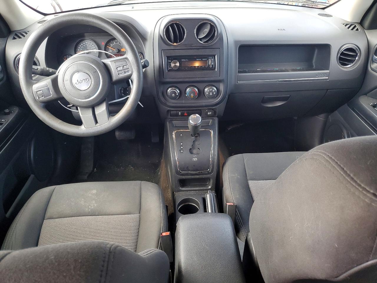 2014 Jeep Patriot Red vin: 1C4NJRAB8ED503797