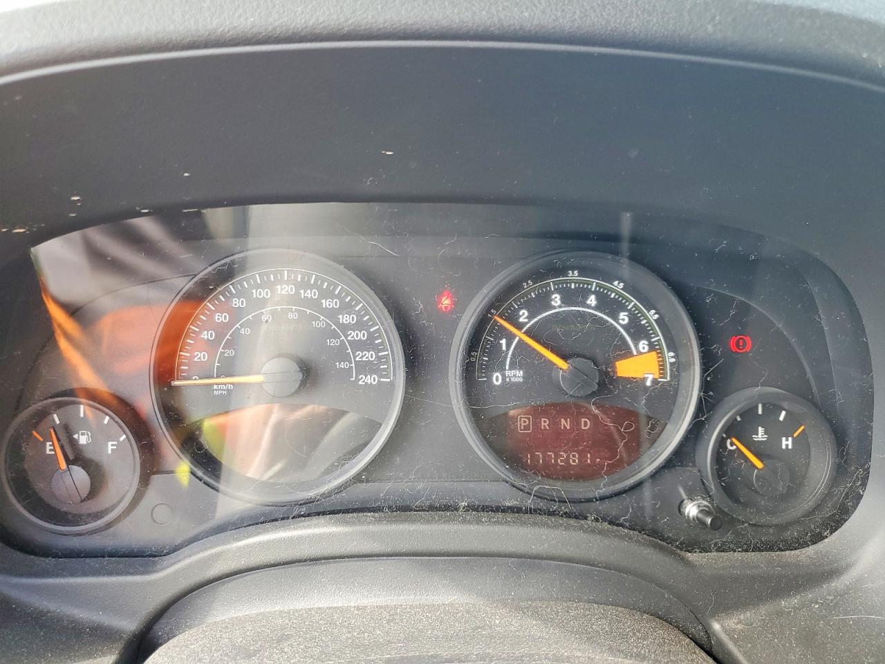 2014 Jeep Patriot Red vin: 1C4NJRAB8ED503797