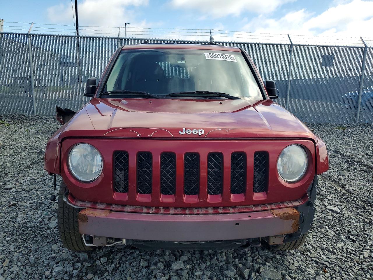 2014 Jeep Patriot Red vin: 1C4NJRAB8ED503797