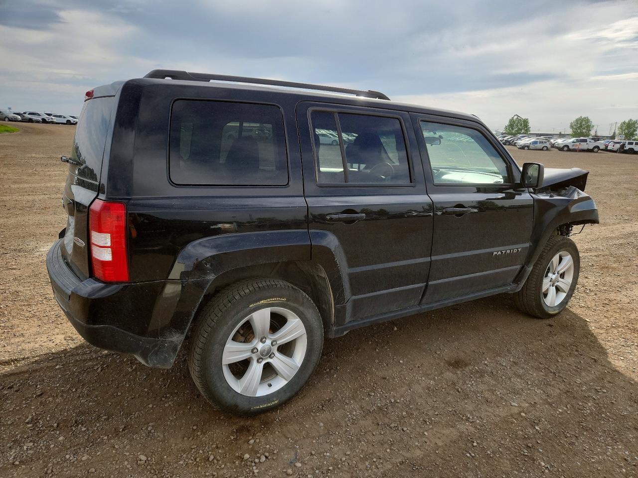 2015 Jeep Patriot Черный vin: 1C4NJRAB8FD108603