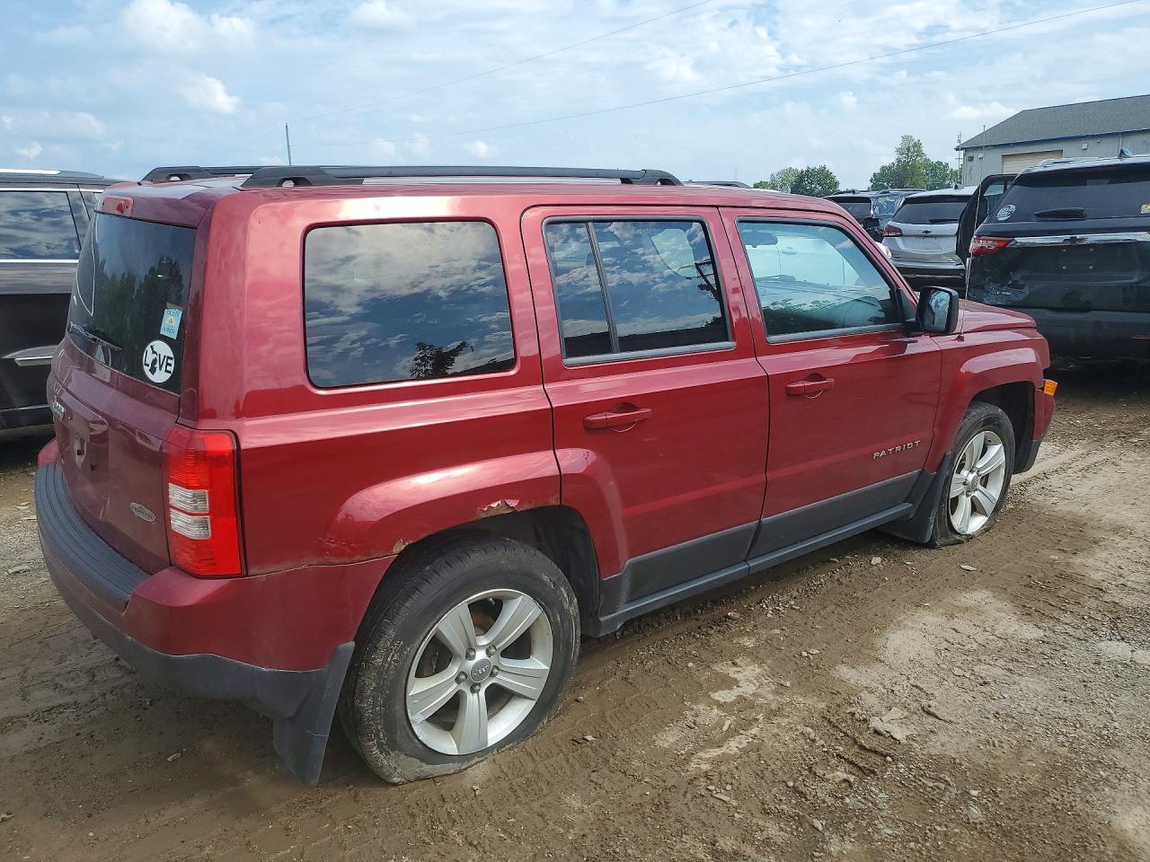 2012 Jeep Patriot Red vin: 1C4NJRABXCD648000
