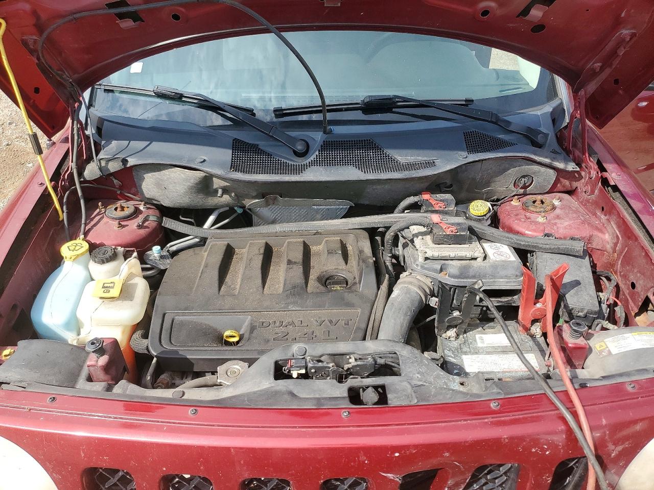 2012 Jeep Patriot Red vin: 1C4NJRABXCD648000