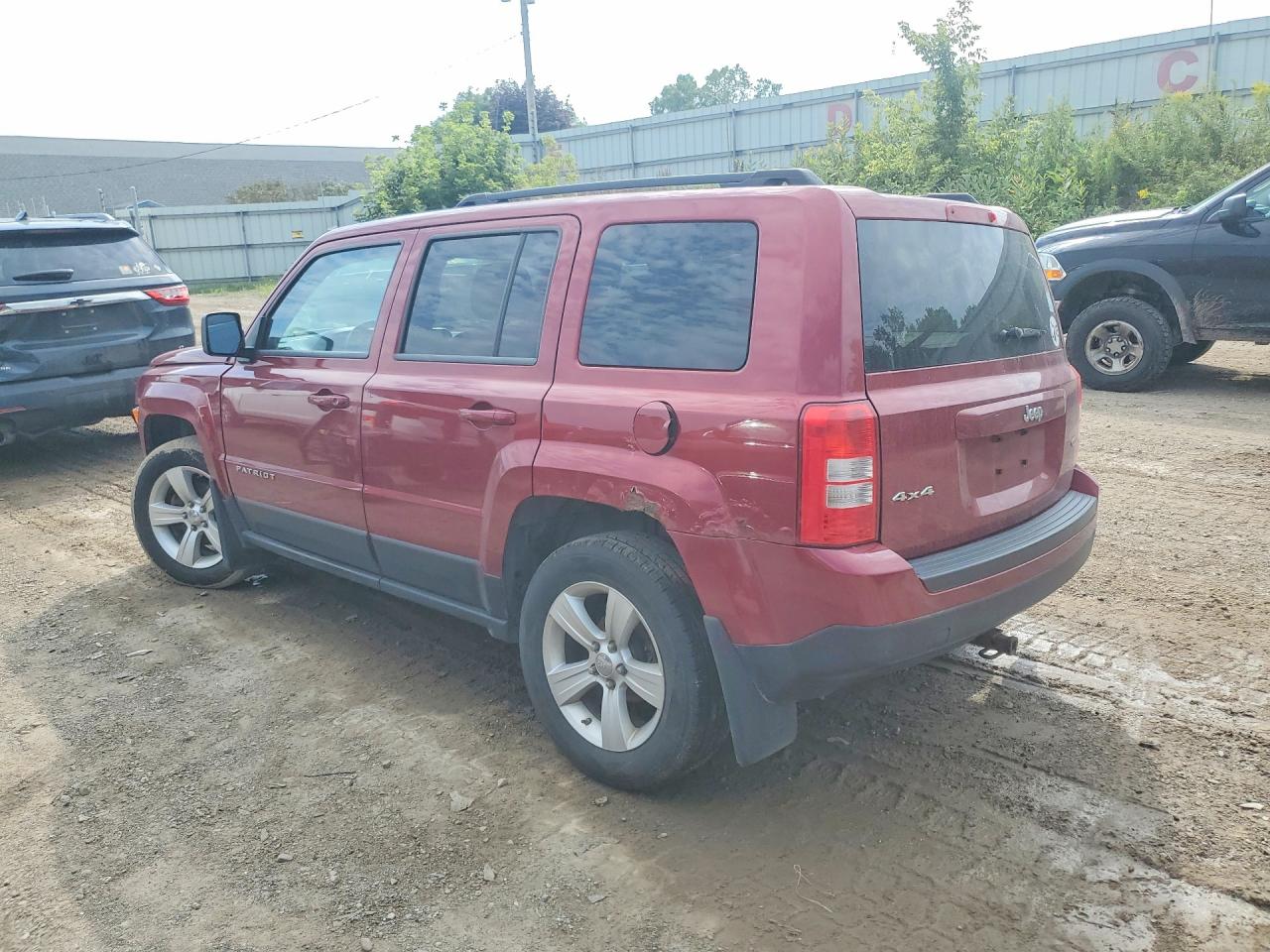 2012 Jeep Patriot Red vin: 1C4NJRABXCD648000