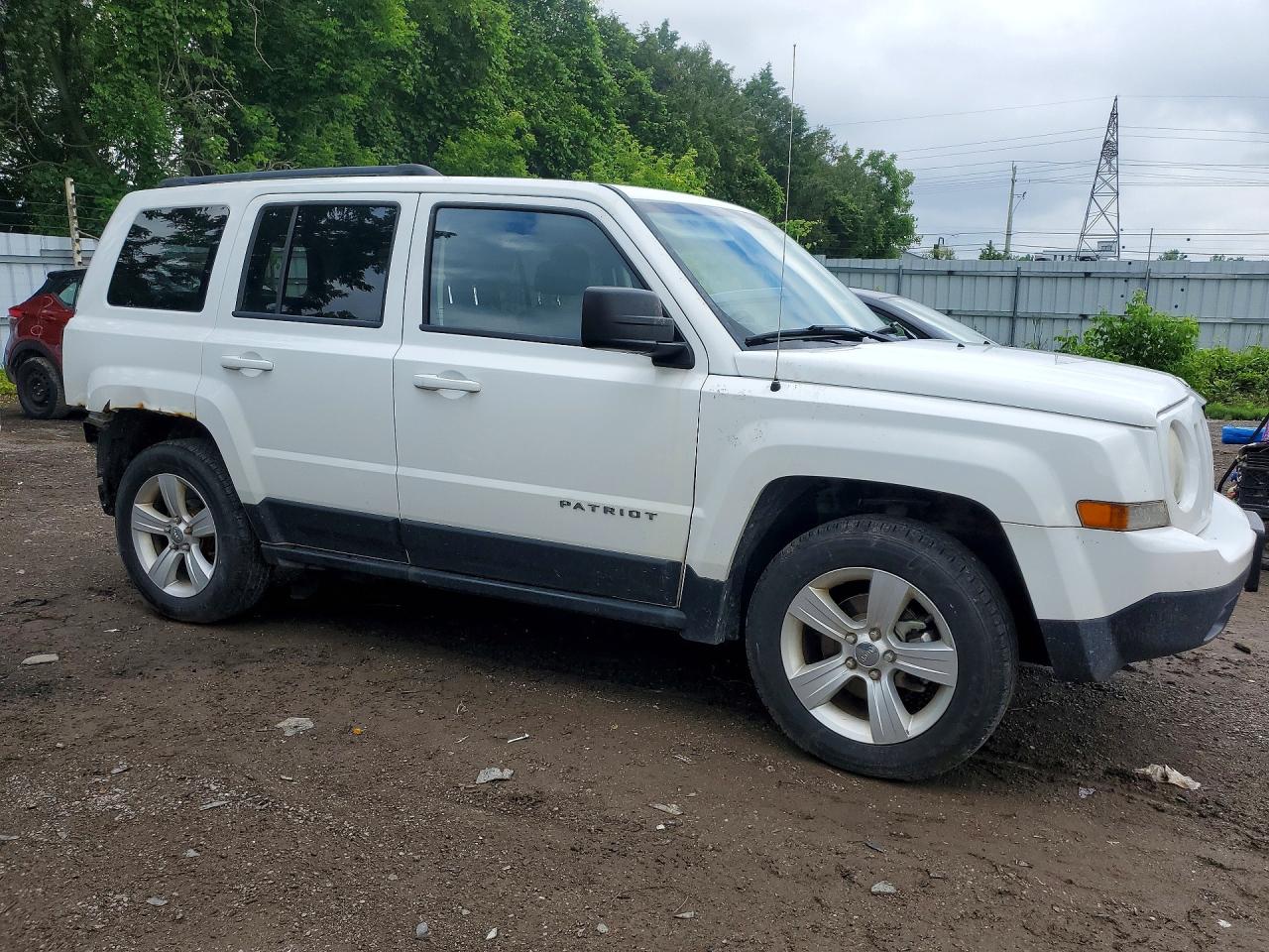2012 Jeep Patriot White vin: 1C4NJRABXCD648255