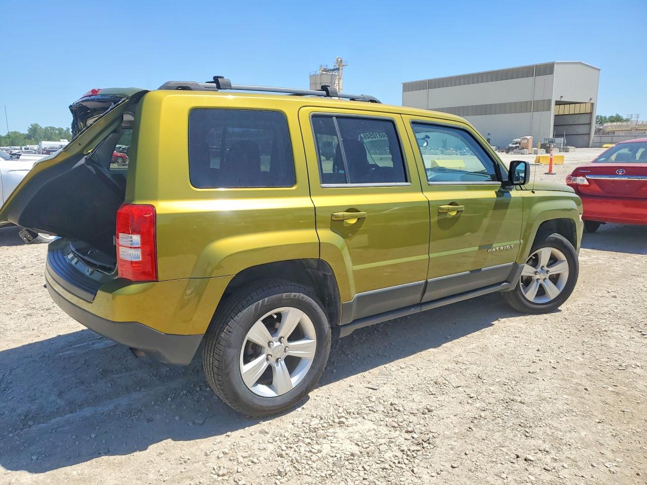 2012 Jeep Patriot Sport Зеленый vin: 1C4NJRBB0CD554772