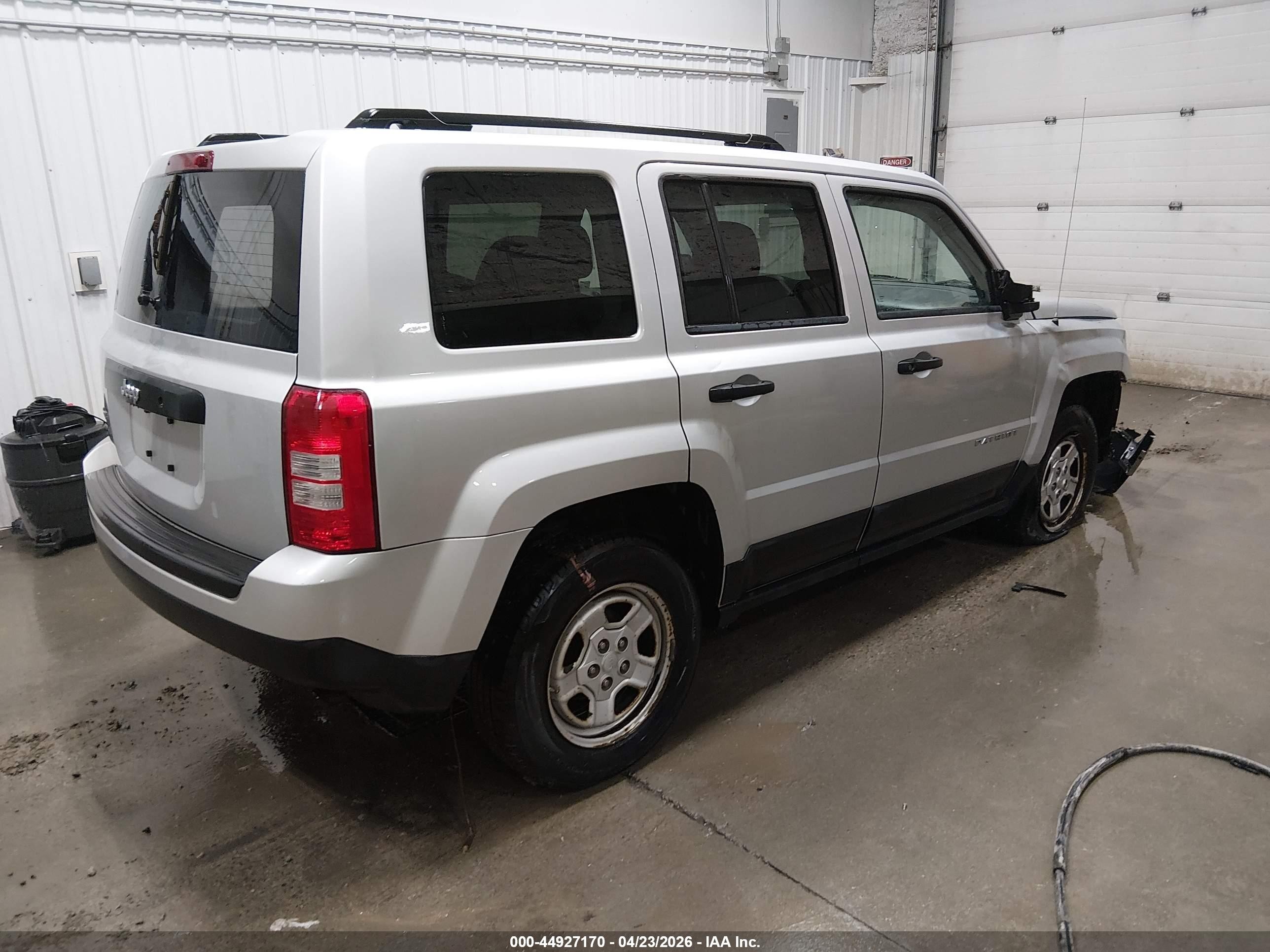 2012 Jeep Patriot Sport Gray vin: 1C4NJRBB0CD611889