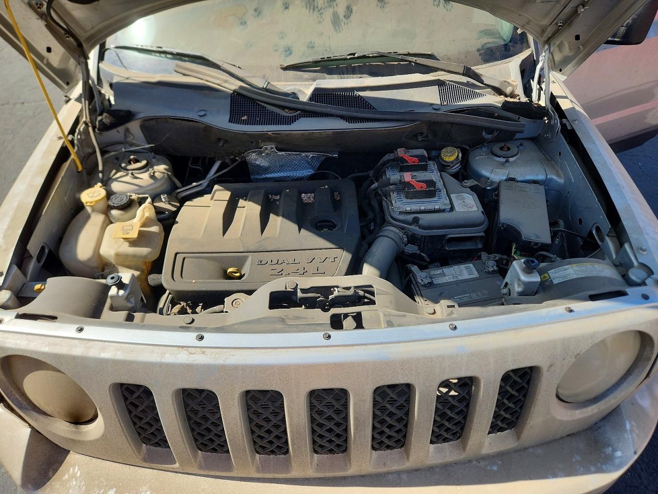 2012 Jeep Patriot Sport Серебряный vin: 1C4NJRBB0CD638493