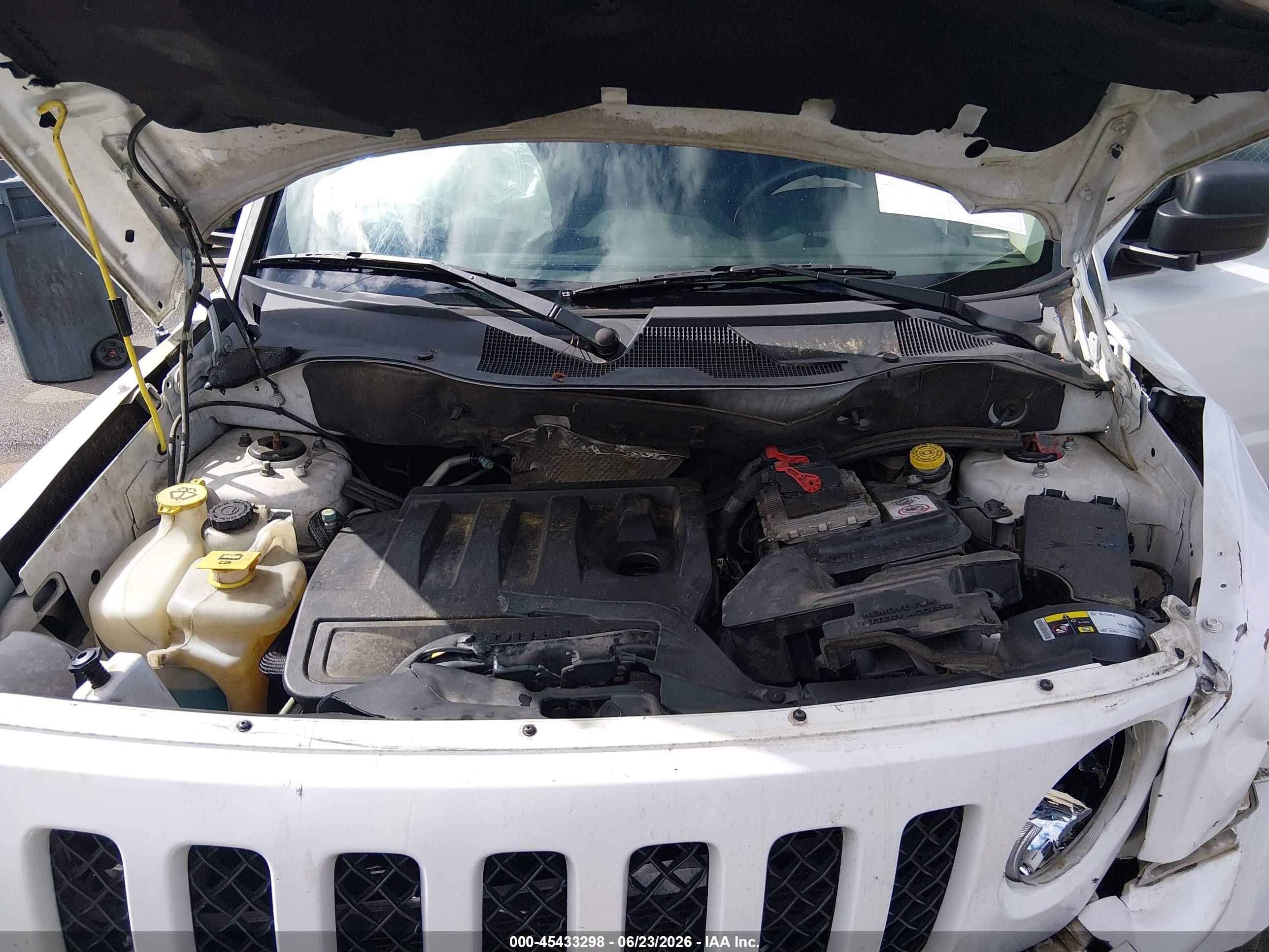2014 Jeep Patriot Sport White vin: 1C4NJRBB0ED646807