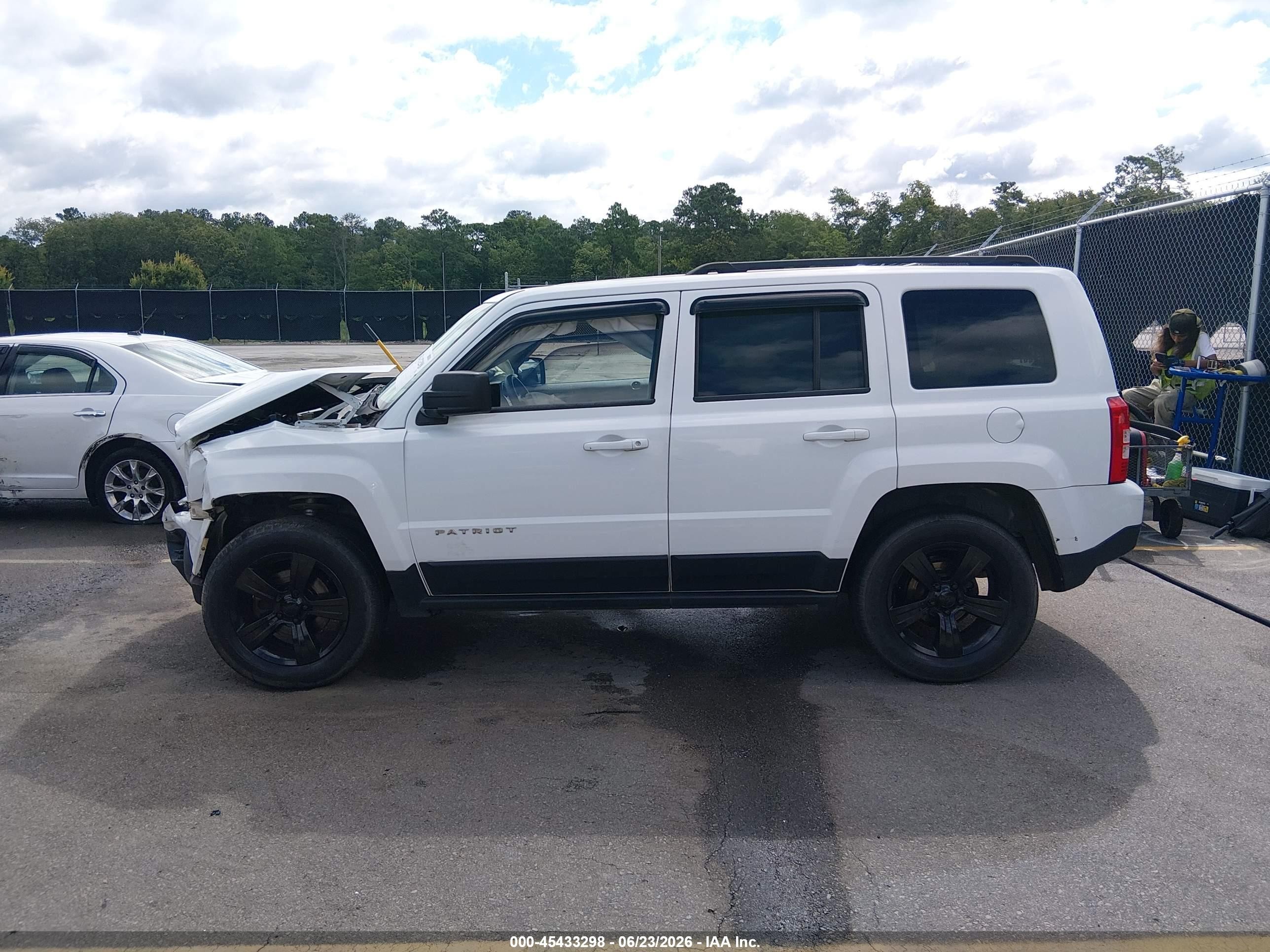 2014 Jeep Patriot Sport White vin: 1C4NJRBB0ED646807