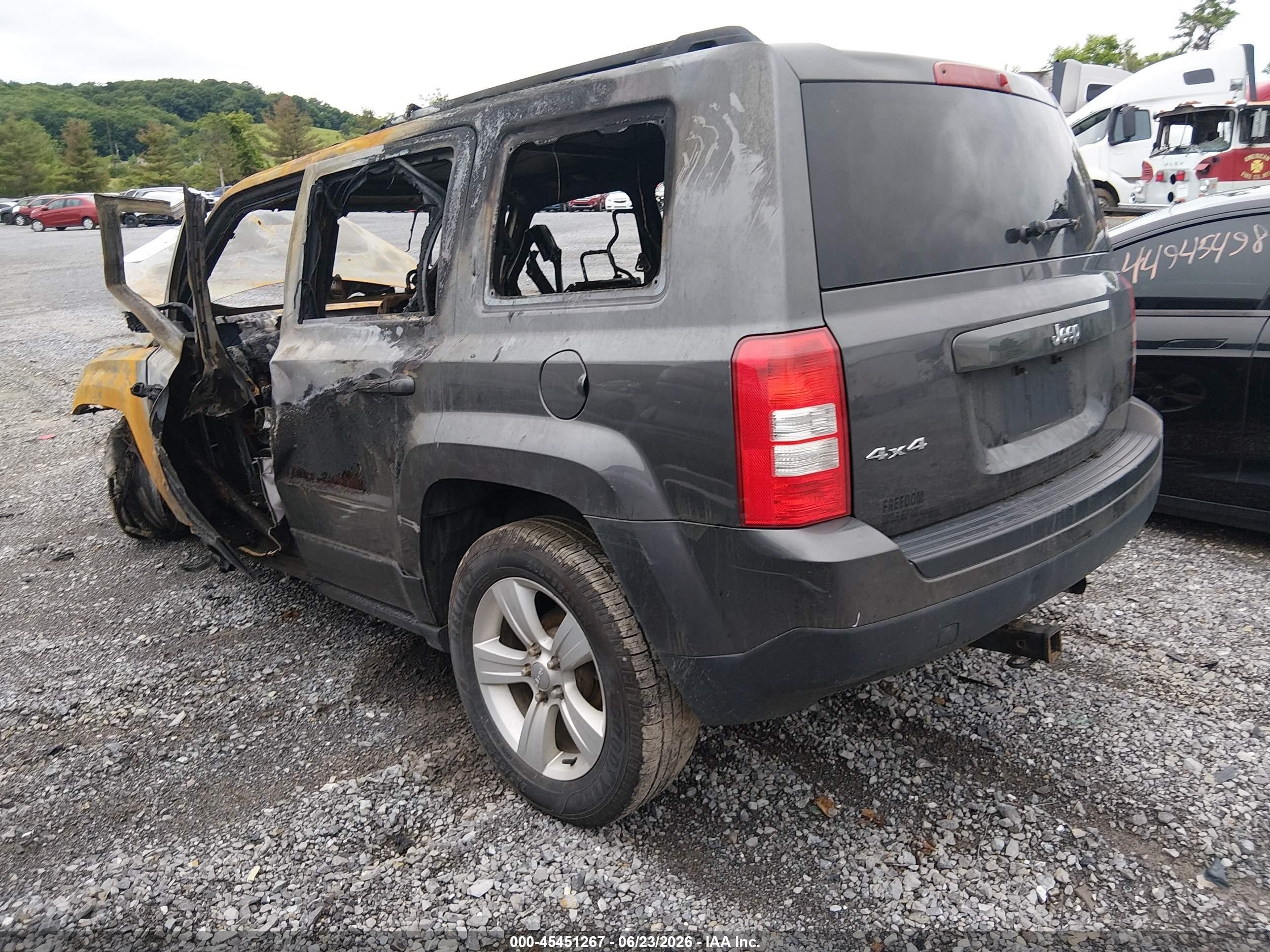 2015 Jeep Patriot Sport Gray vin: 1C4NJRBB0FD385809