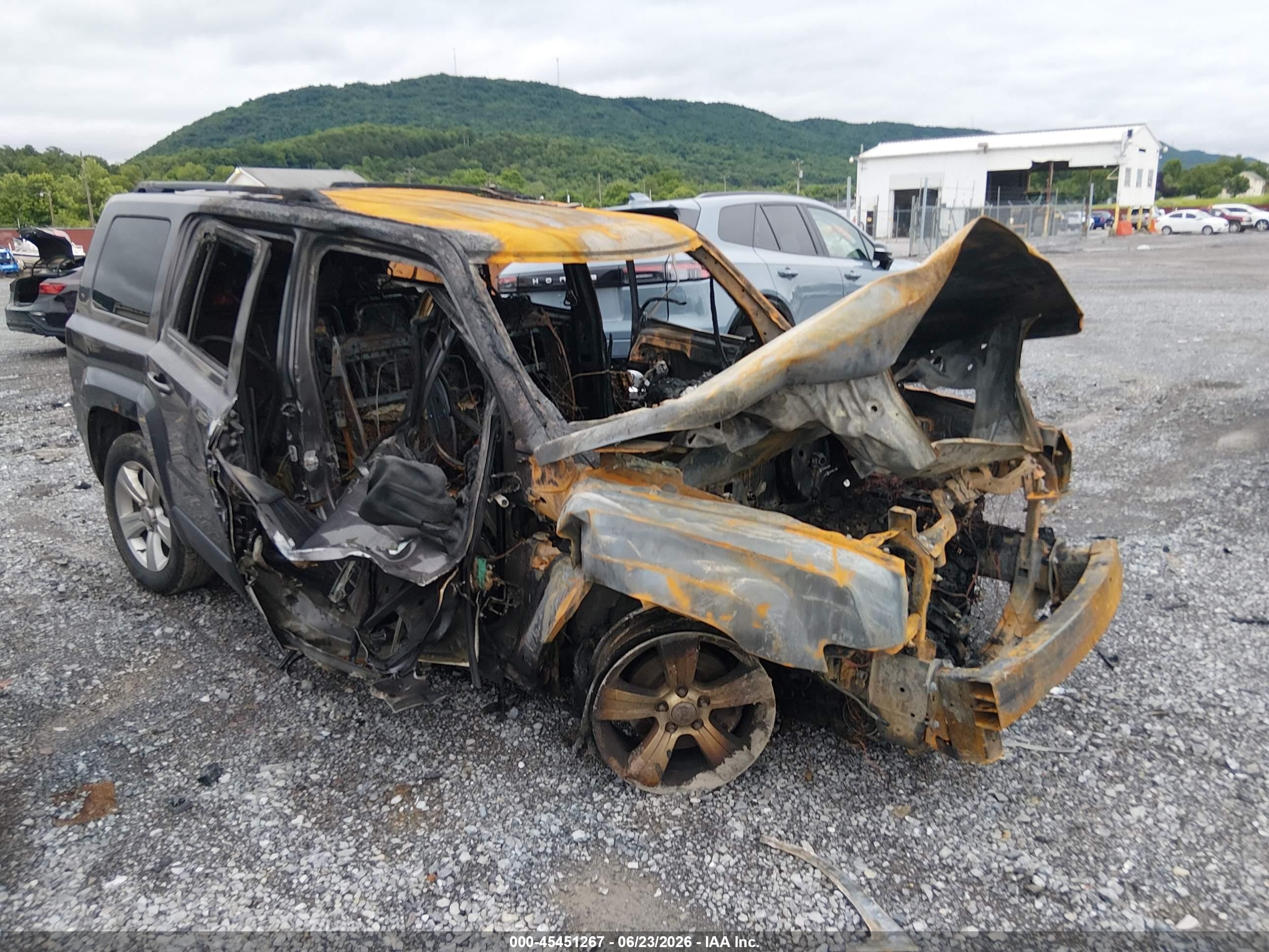 2015 Jeep Patriot Sport Gray vin: 1C4NJRBB0FD385809